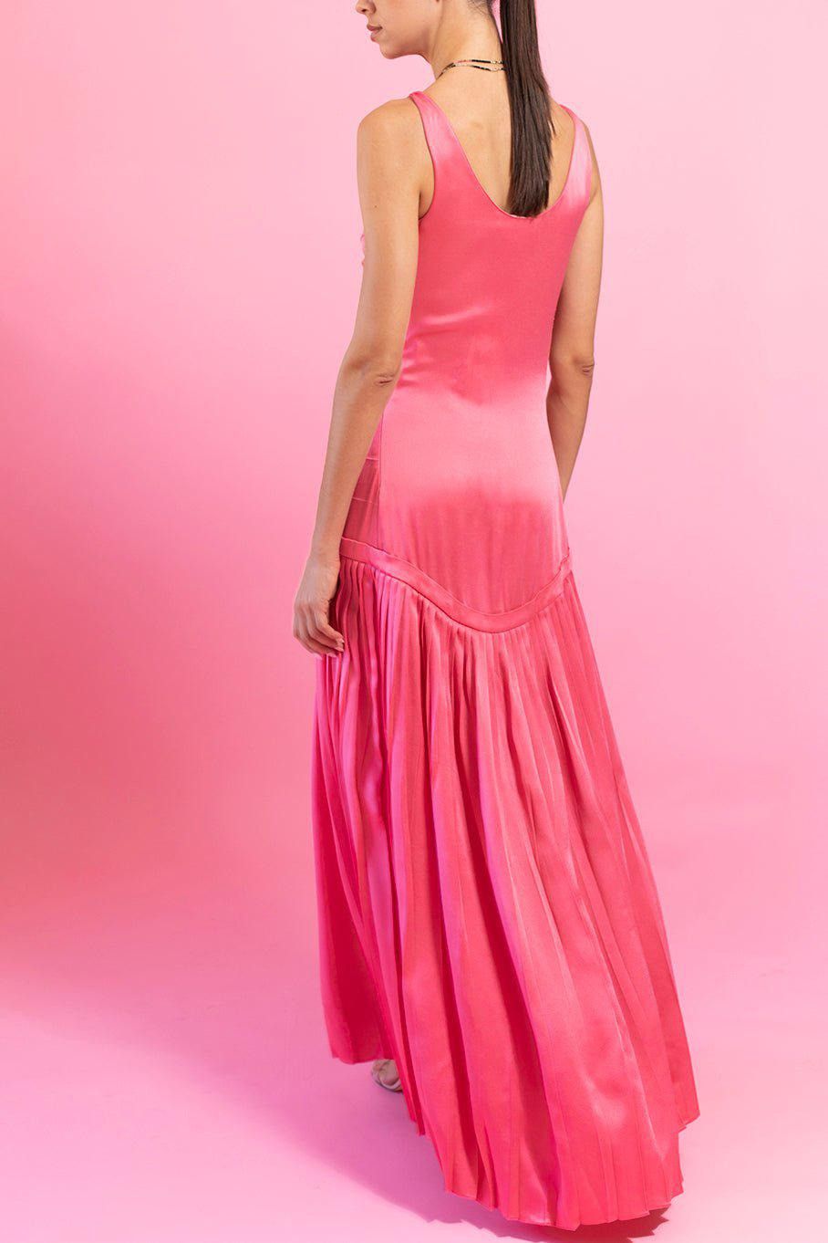 o1y1025 Maxi Dress in Coral