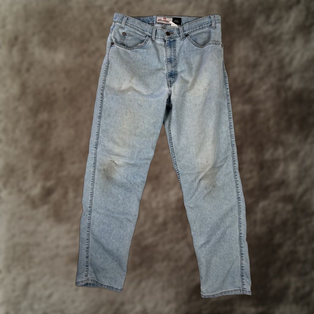 Levi's VINTAGE Levi's 500 Series Jeans Denim Size 34x32 Light Wash Distressed Stains 90s Men Blue Leather? (No, remove nonexistent) Size US 34 / EU 50 - 1 Thumbnail