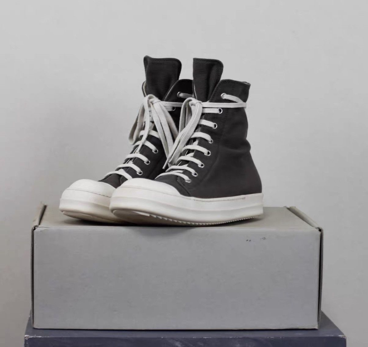 Rick Owens Rick Owens Canvas Gray Bubble Converse-Inspired Sneakers Size US 7 / EU 40 - 1 Thumbnail