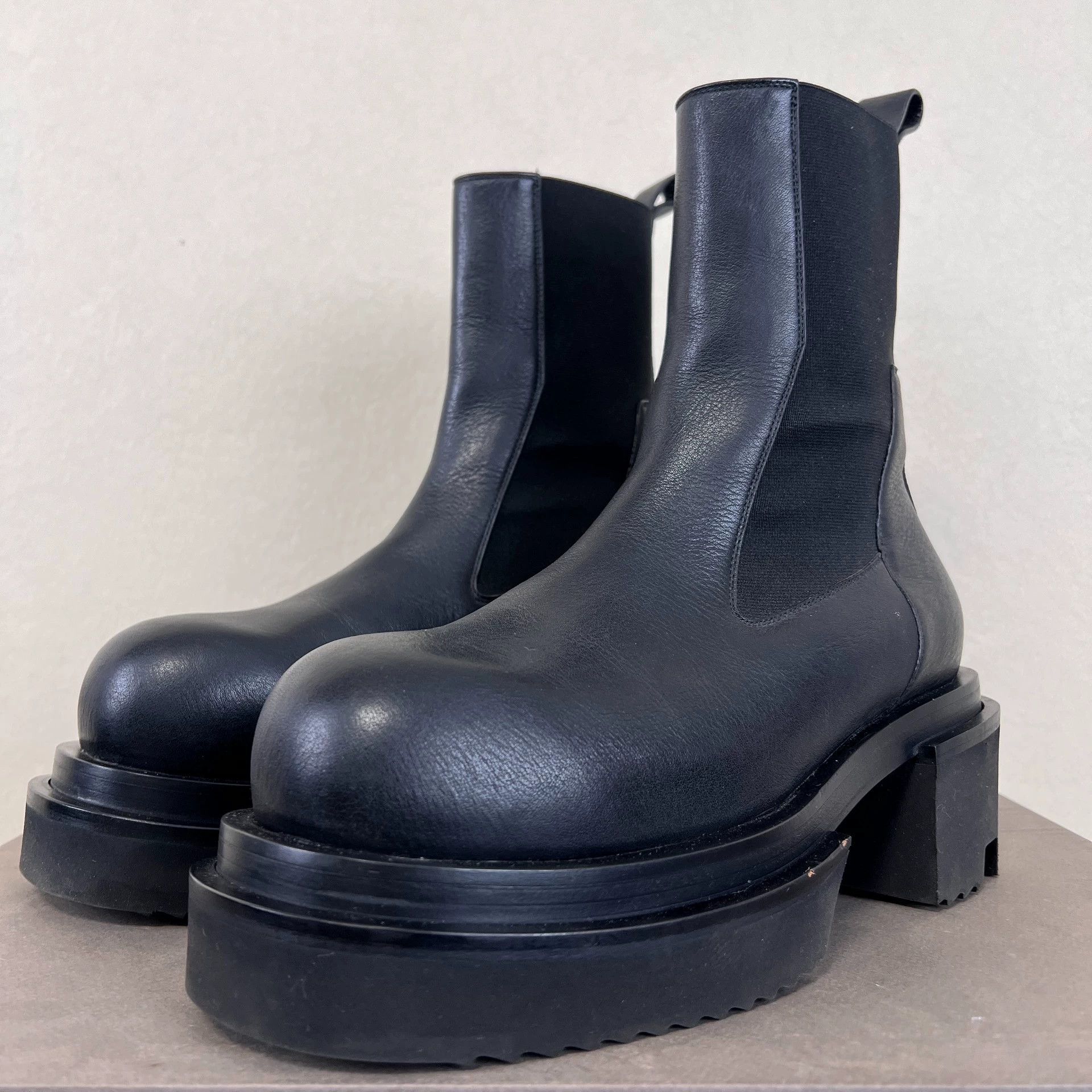 Rick Owens Size 40 RO Top-Tier Luxury Boots at a Great Price Size US 7 / EU 40 - 5 Thumbnail