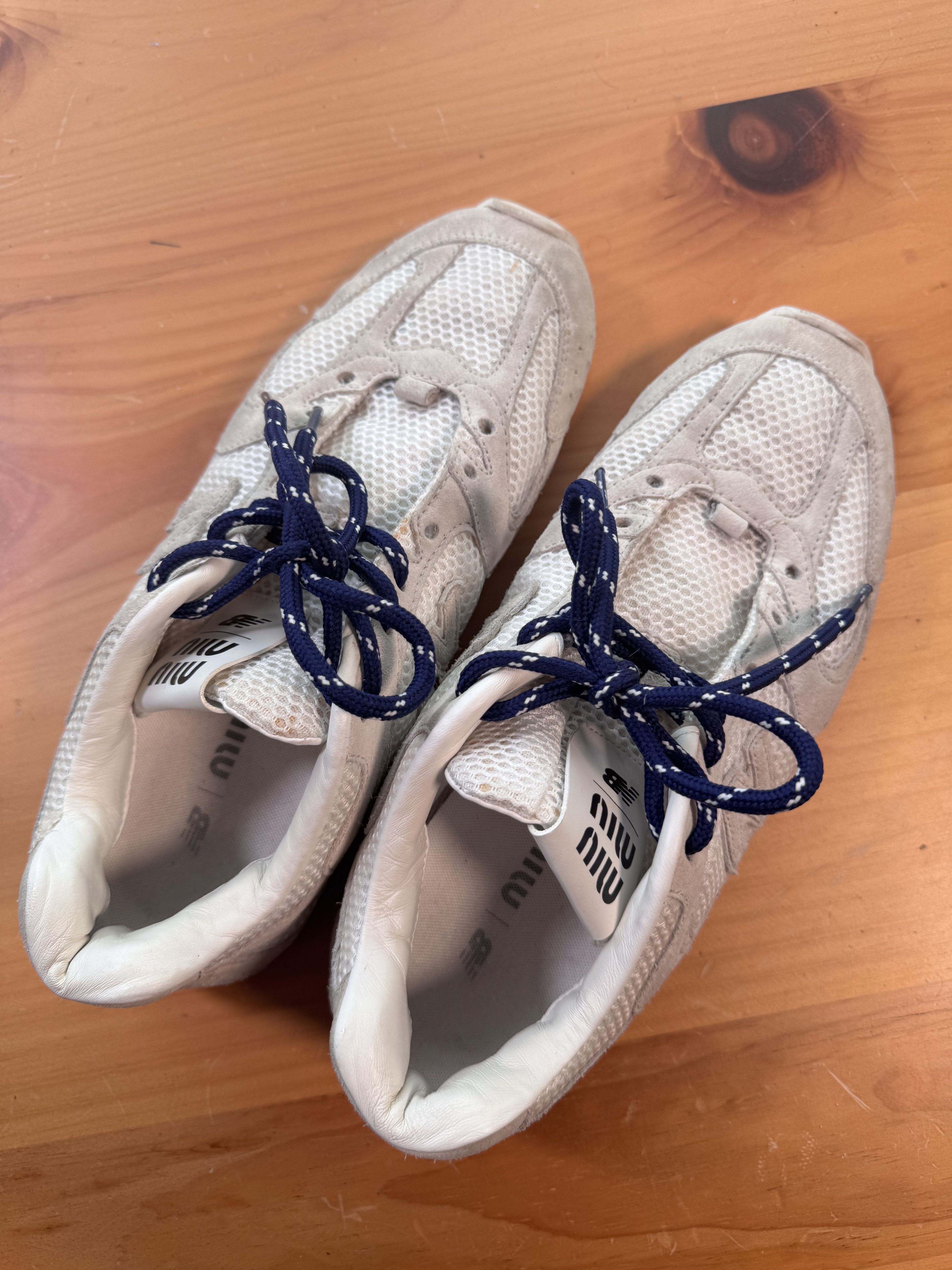 Miu Miu × New Balance Miu Miu New Balance 530 white Size US 8 / EU 41 - 9 Thumbnail