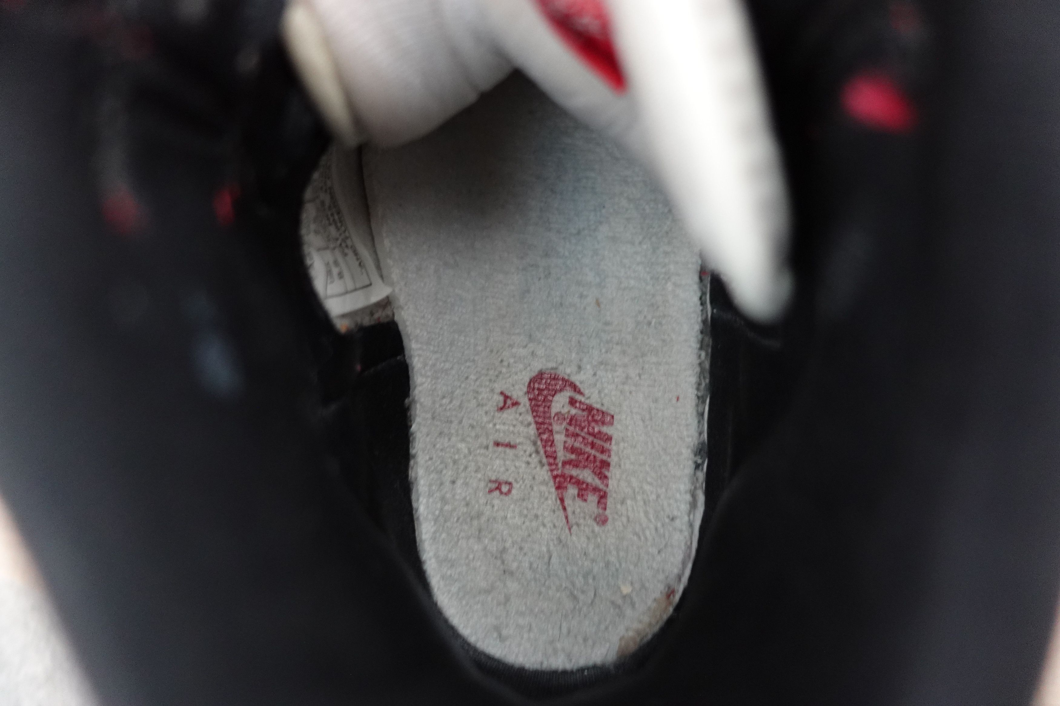 Jordan Brand × Nike 1994 Nike Air Jordan 1 Chicago Size 8.5 Size US 8.5 / EU 41-42 - 7 Thumbnail