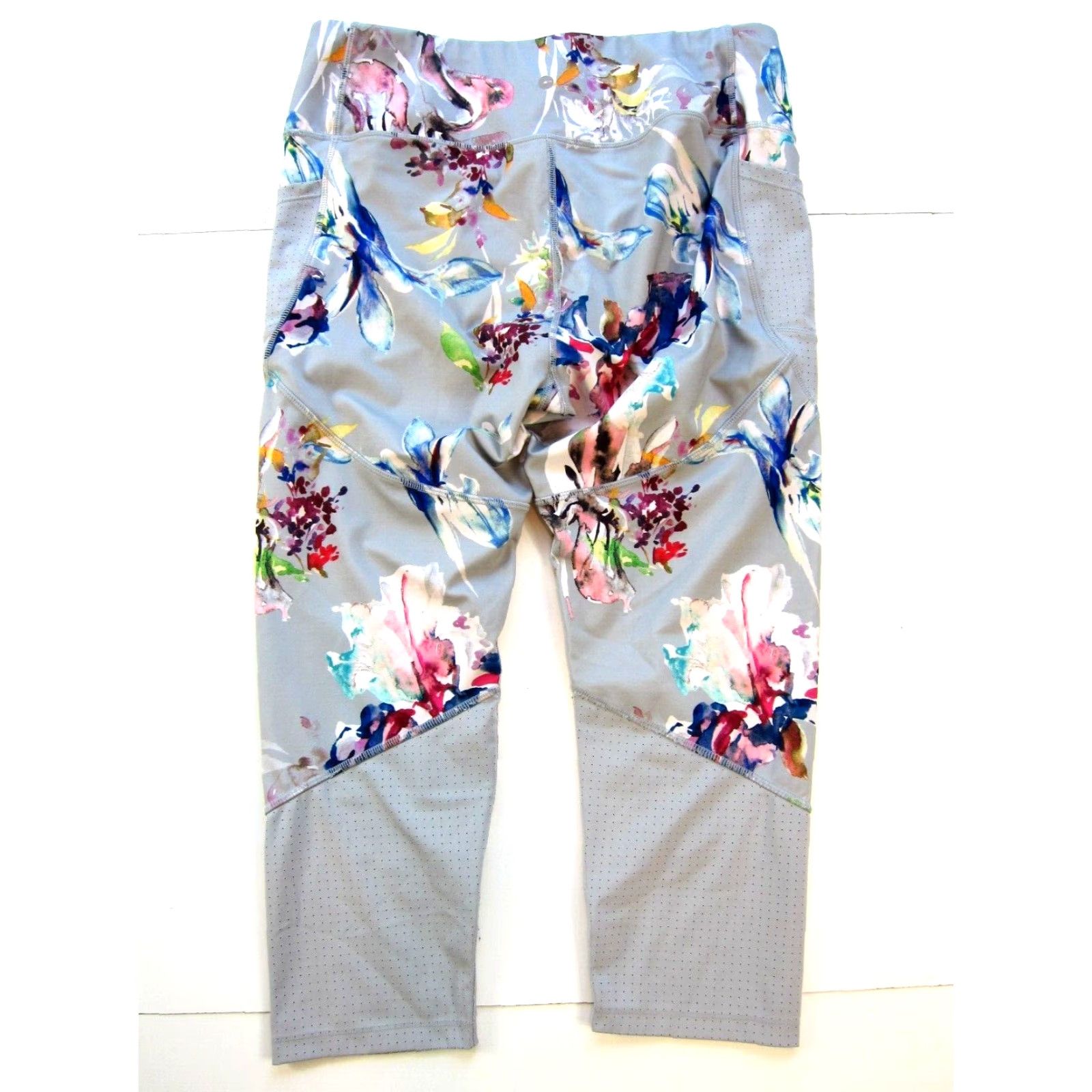 Avia Avia Pant XL Grey Green Blue Pink Floral Stretch Pocket Running Yoga Workout Capris Women Size 40" / US 18 - 2 Thumbnail