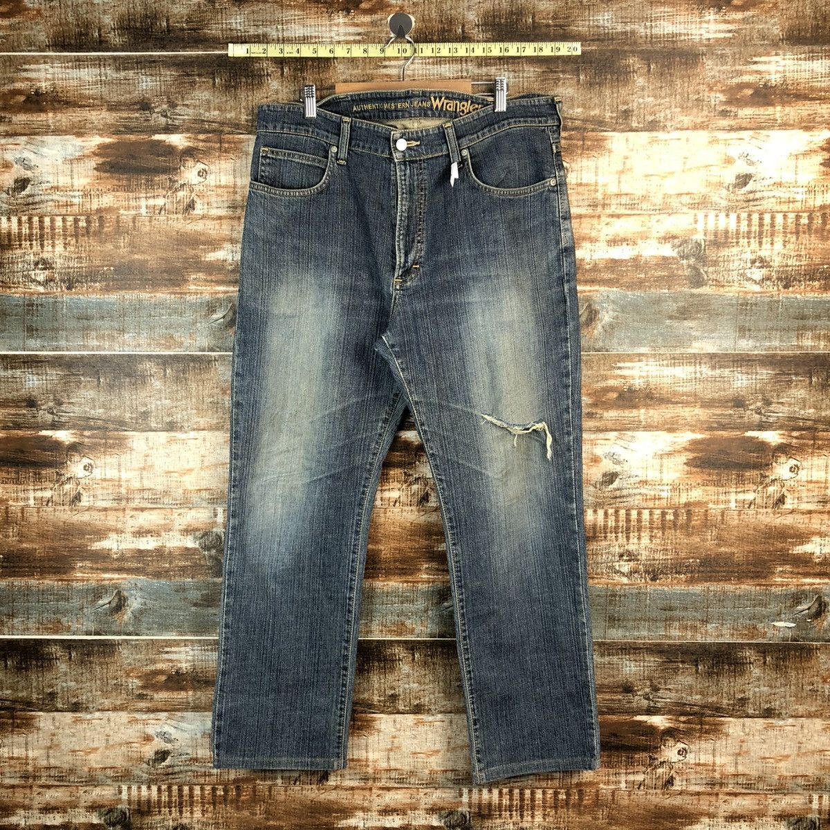 Wrangler Wrangler Blue vintage ripped Distressed Denim Pants #A2381 Size US 36 / EU 52 - 1 Thumbnail