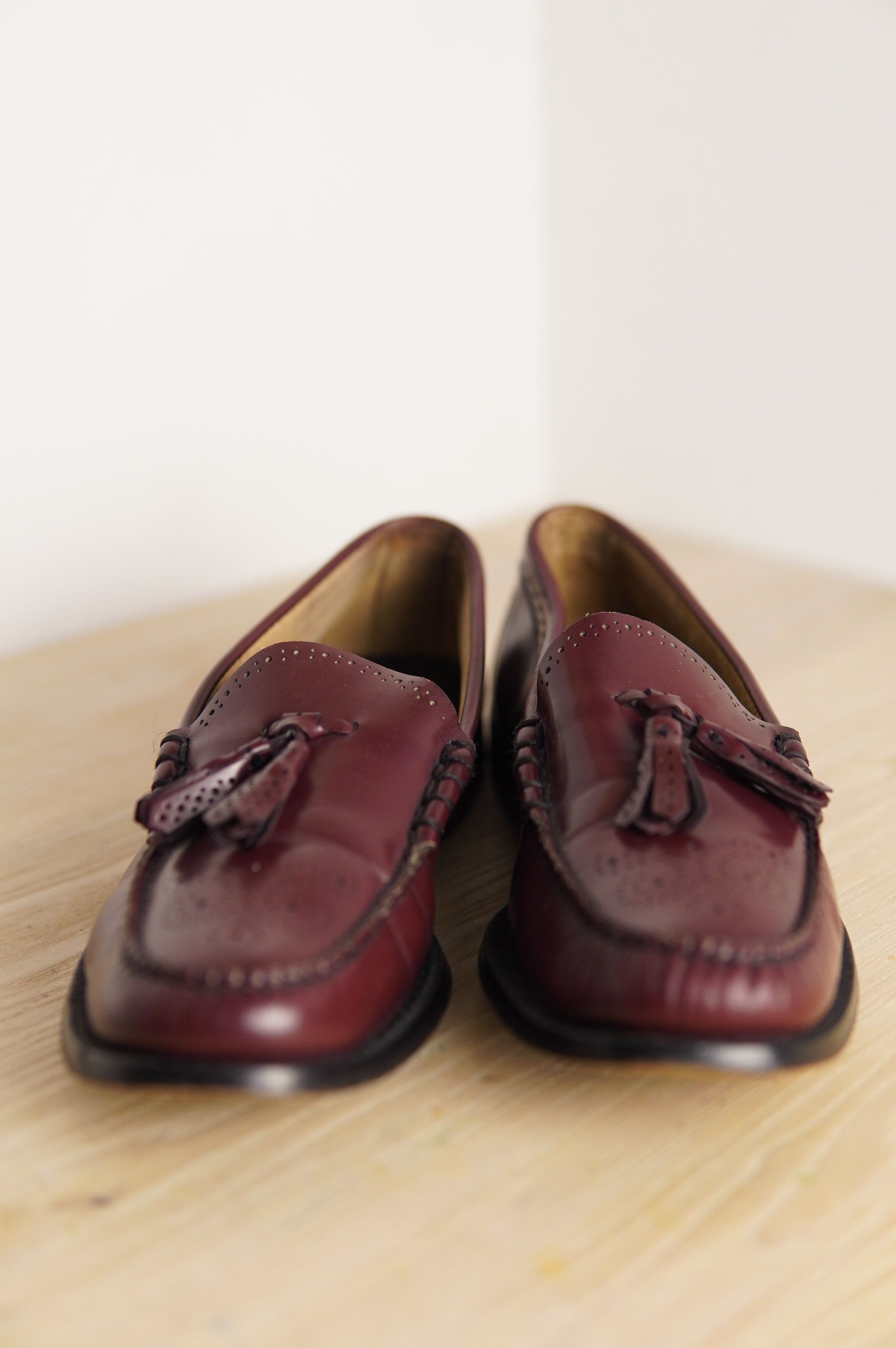 G.H. Bass & Co. Bass Weejuns Larkin Brogue Leather Wine Size US 10.5 / EU 43-44 - 3 Thumbnail