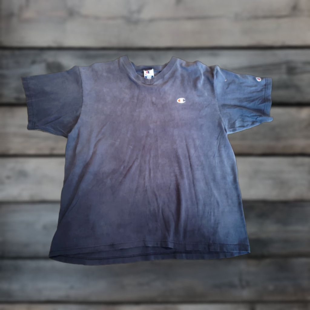 Champion VINTAGE Champion T-Shirt Blue V-Neck Logo Short Sleeve Men L 90s Bleached USA Made Size US L / EU 52-54 / 3 - 1 Thumbnail