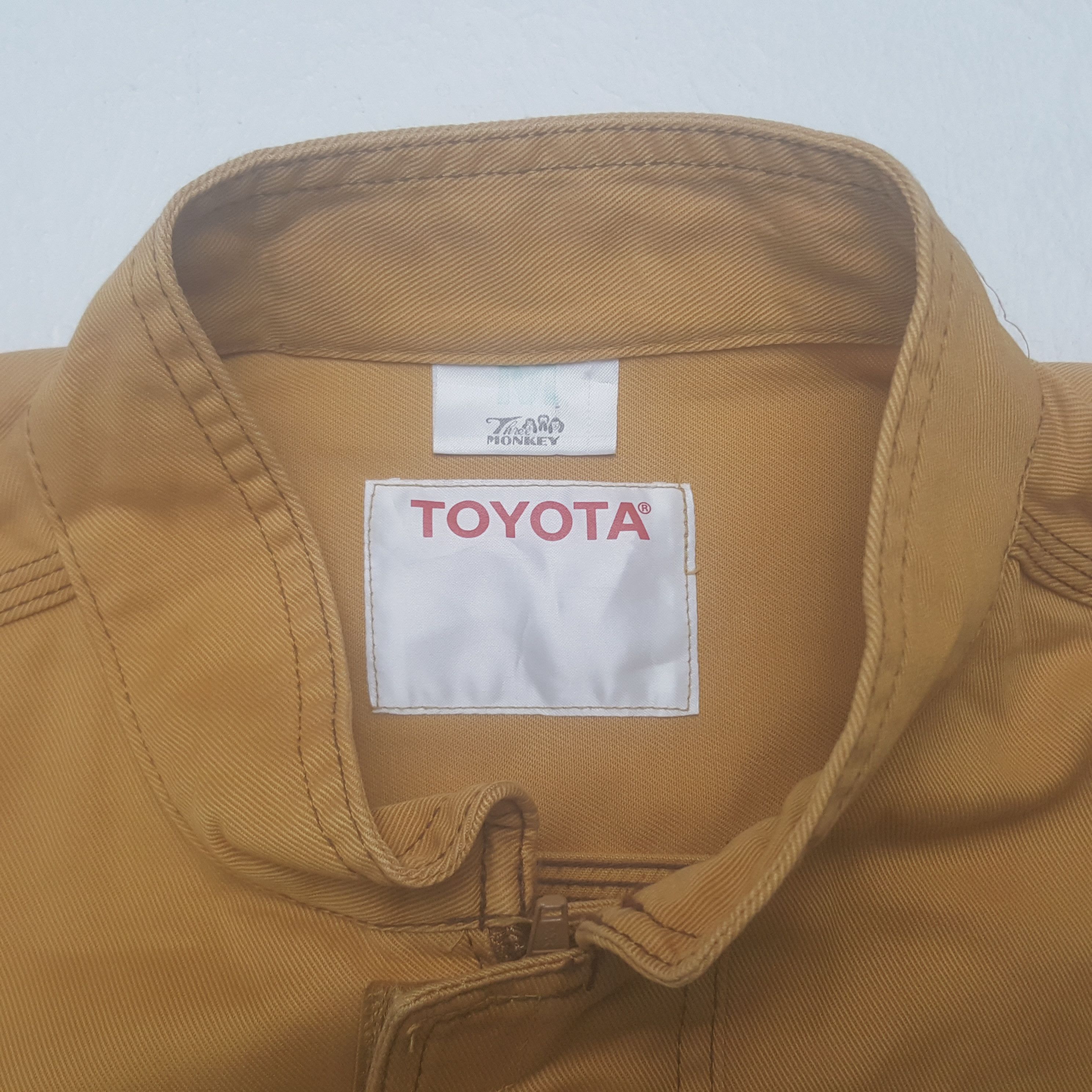 Vintage Vintage Toyota Racing Coverall Jumpsuit Jacket Size US S / EU 44-46 / 1 - 11 Thumbnail
