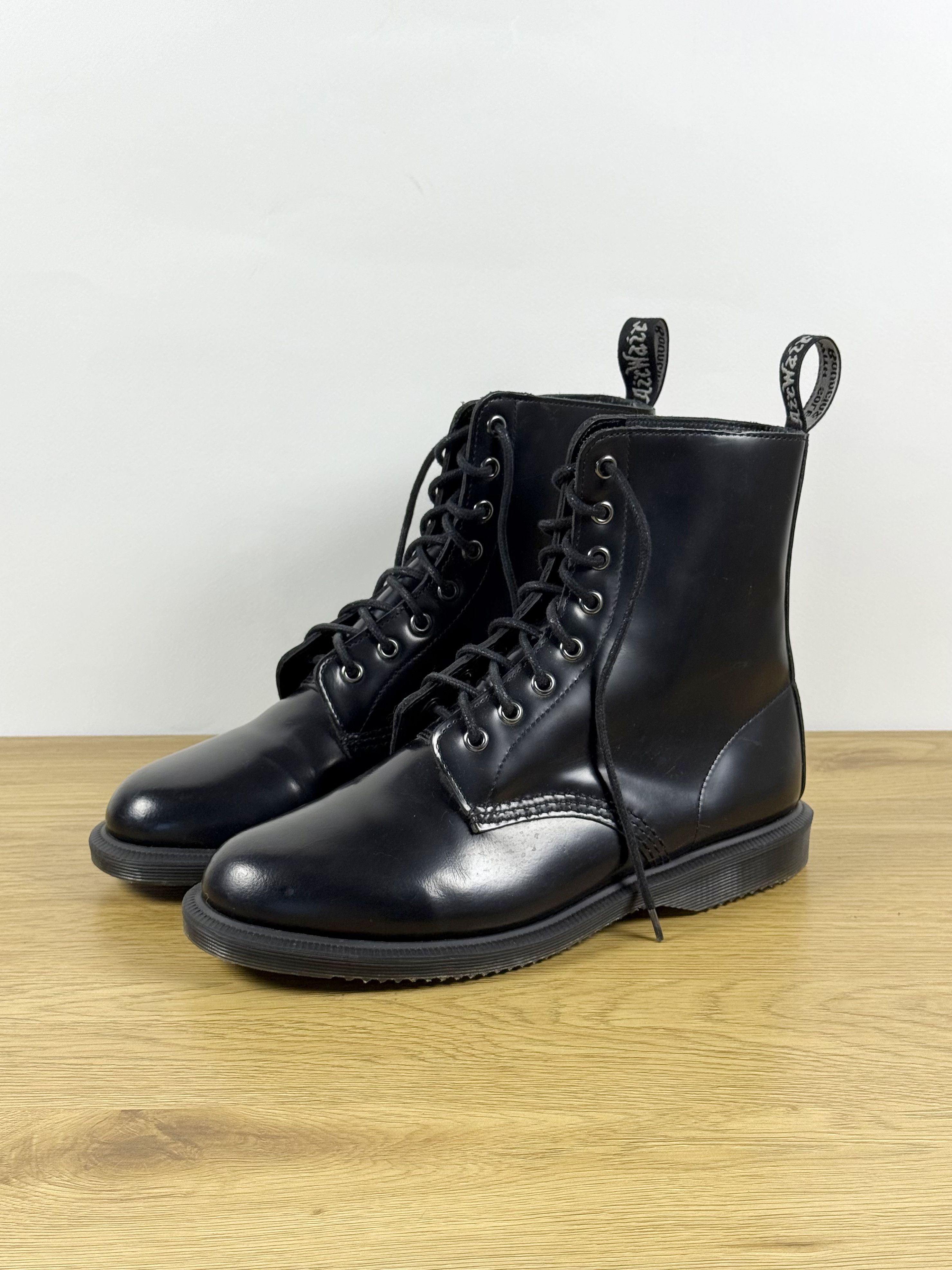 Dr. Martens Dr. Martens Elsham Black Boots US9 EU41 Size US 9 / IT 39 - 1 Thumbnail