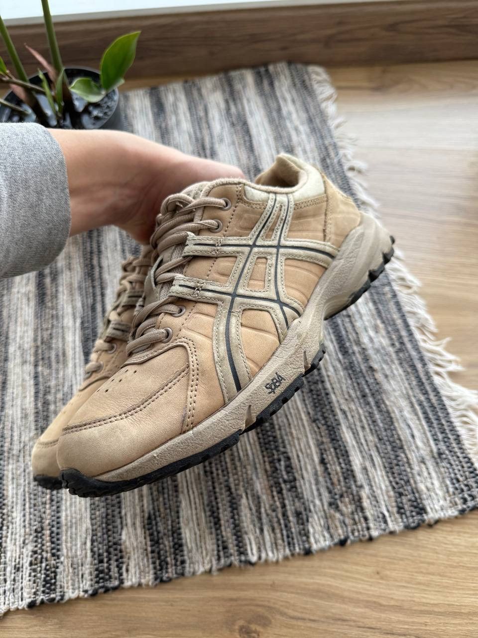 Asics Vintage Asics Y2K Gel-Odysseywr Sneaker Hype Shoes Size US 9.5 / IT 39.5 - 12 Thumbnail