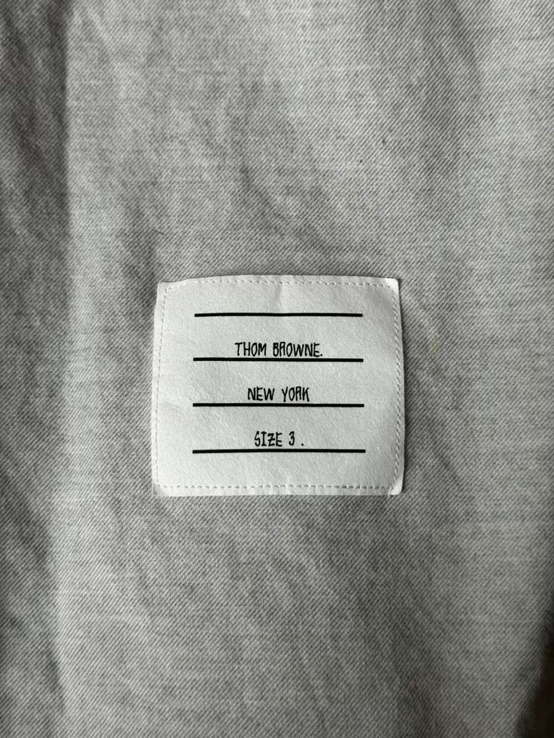 Thom Browne Thom Browne size3 Grey shirt with a white collar Size US L / EU 52-54 / 3 - 4 Thumbnail