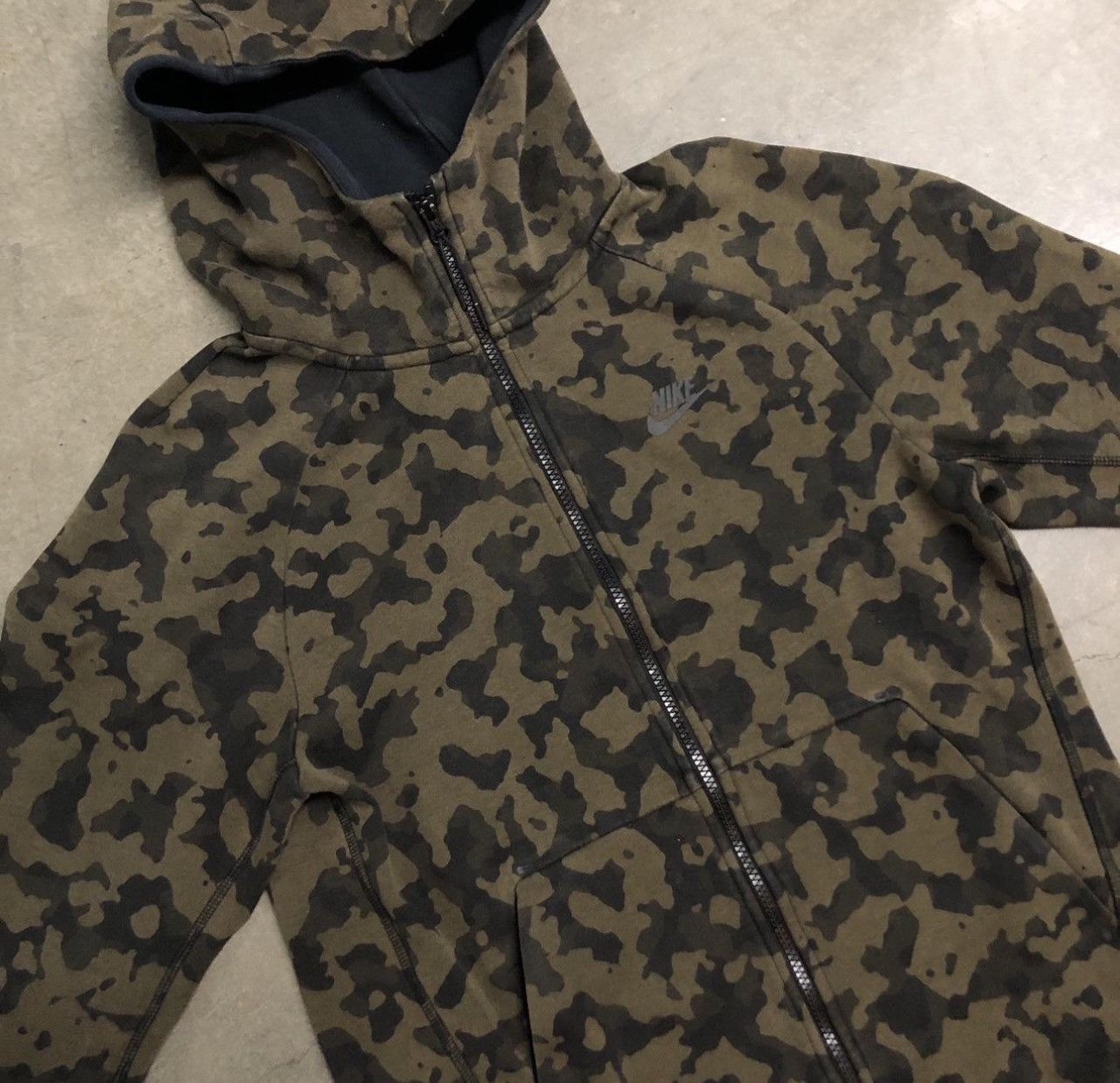 Nike Nike Sportswear Tech Fleece Full Zip Printer Camo Hoodie Size US S / EU 44-46 / 1 - 5 Thumbnail