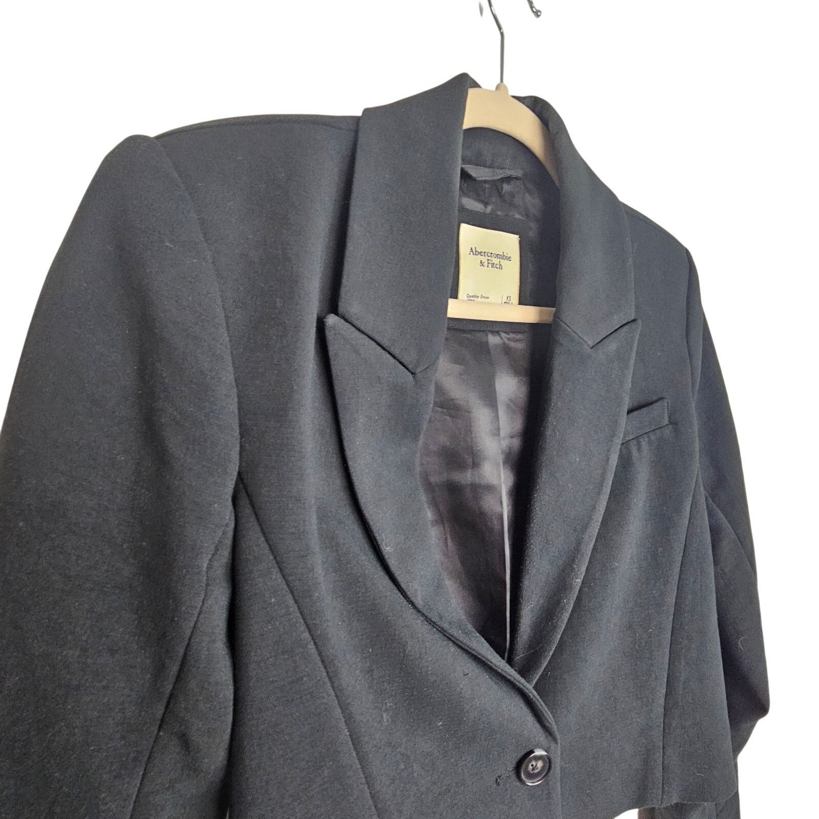 Abercrombie & Fitch Abercrombie & Fitch Womens Premium Cropped Crepe Blazer XS Size XS / US 0-2 / IT 36-38 - 5 Thumbnail