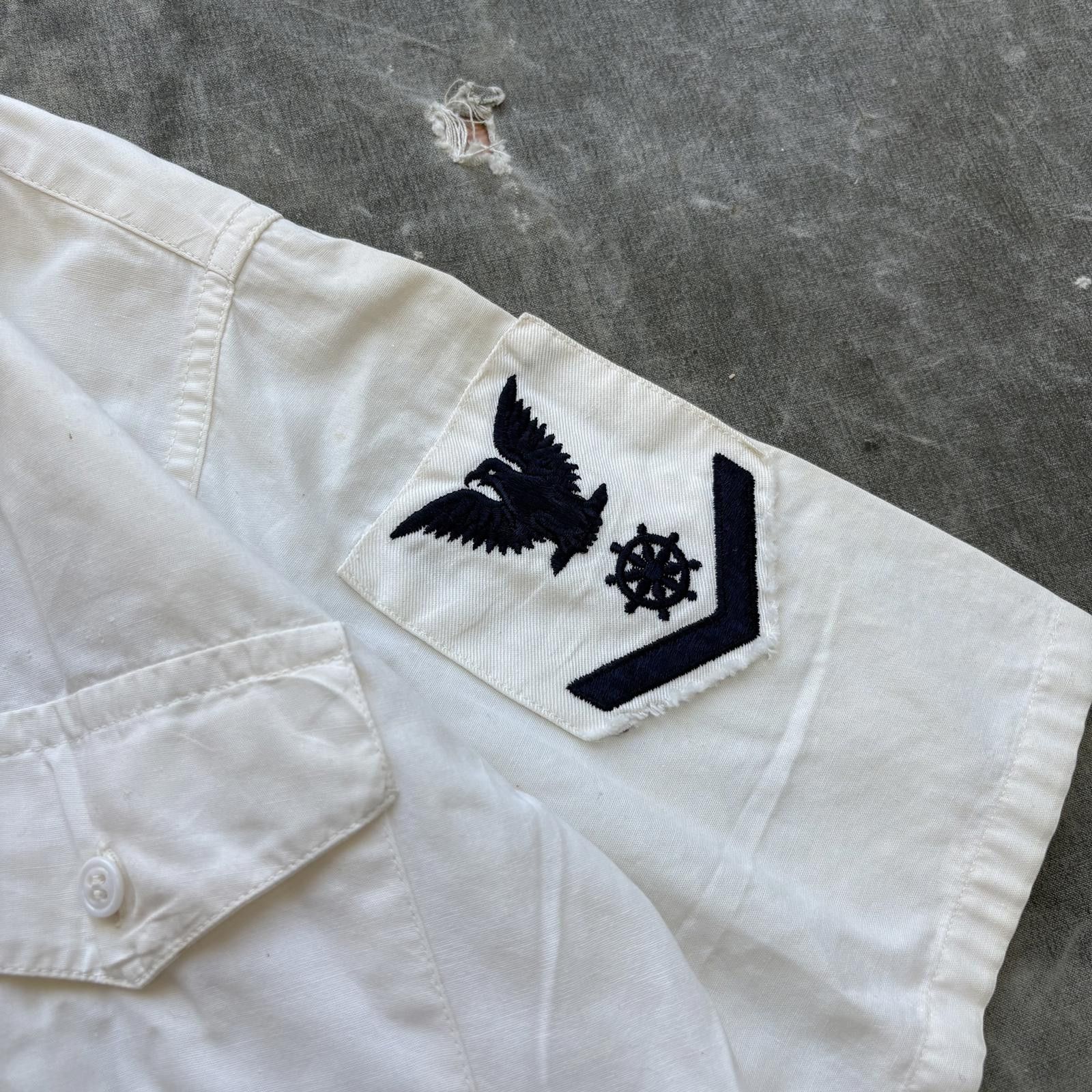 Vintage Vintage 60s USN Navy Uniform Short Sleeve Button Up Shirt Size US M / EU 48-50 / 2 - 2 Thumbnail