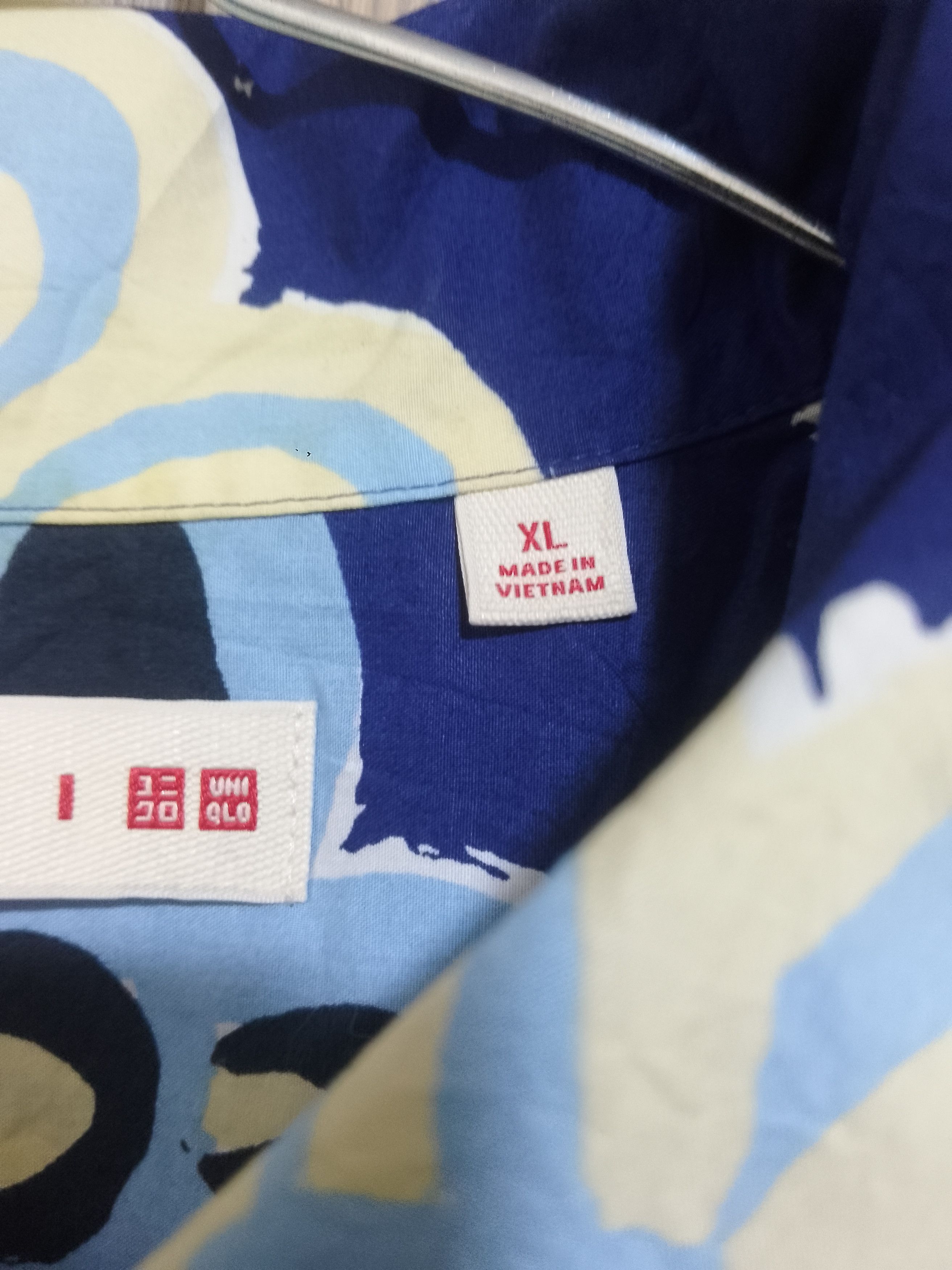Marni Uniqlo x Marni oversized printed open collar shirt Size US XL / EU 56 / 4 - 4 Thumbnail