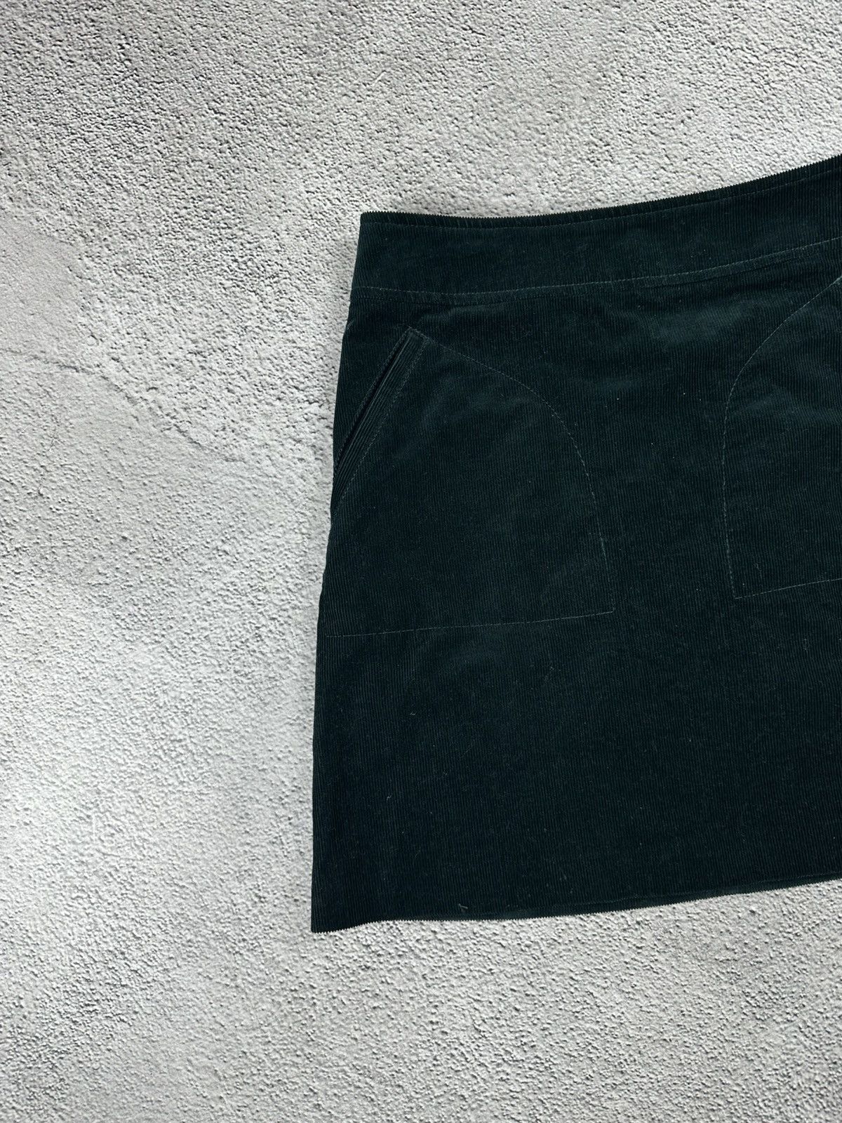 A.P.C. Vintage A.P.C Corduroy Velvet Skirt Old Money Style Classic Size 27" / US 4 / IT 40 - 3 Thumbnail