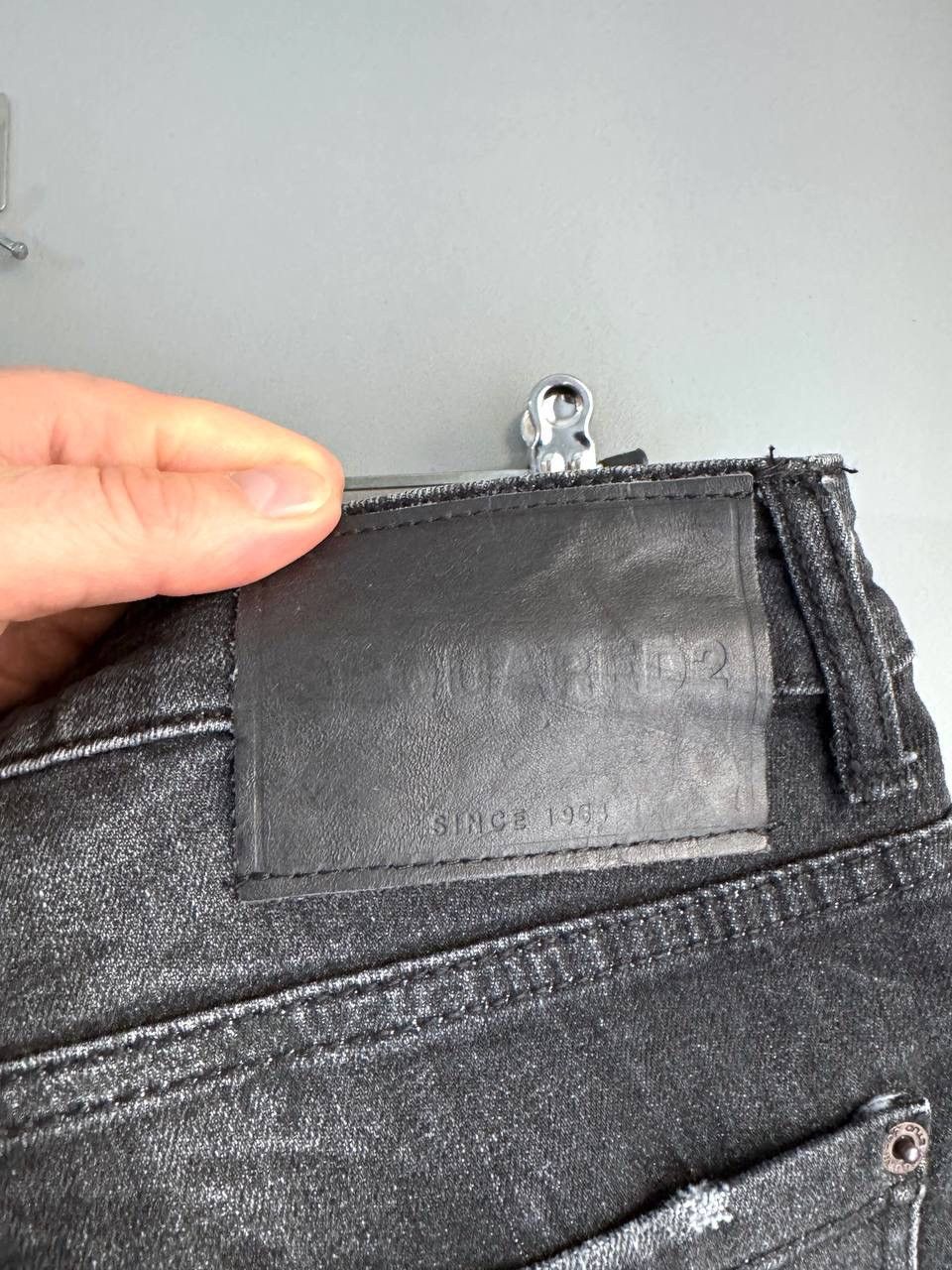 Dsquared2 Dsquared2 Black Distressed Men's Slim Jeans Size 56 W36 L32 Size US 36 / EU 52 - 16 Thumbnail