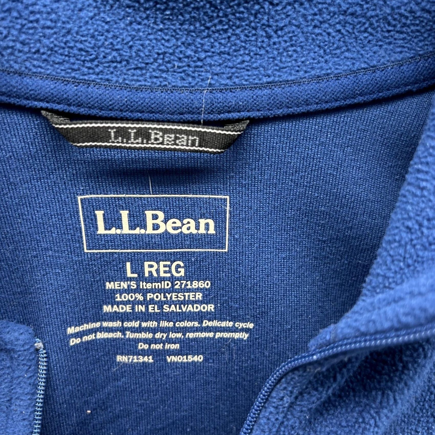 Vintage LL Bean Sweater Men Large Adult Blue 1/4 Zip Sweatshirt Polyester Fleece Mock Neck Long Sleeve Pullover 1/4 Zip Logo Vintage No N/A Size US L / EU 52-54 / 3 - 6 Thumbnail