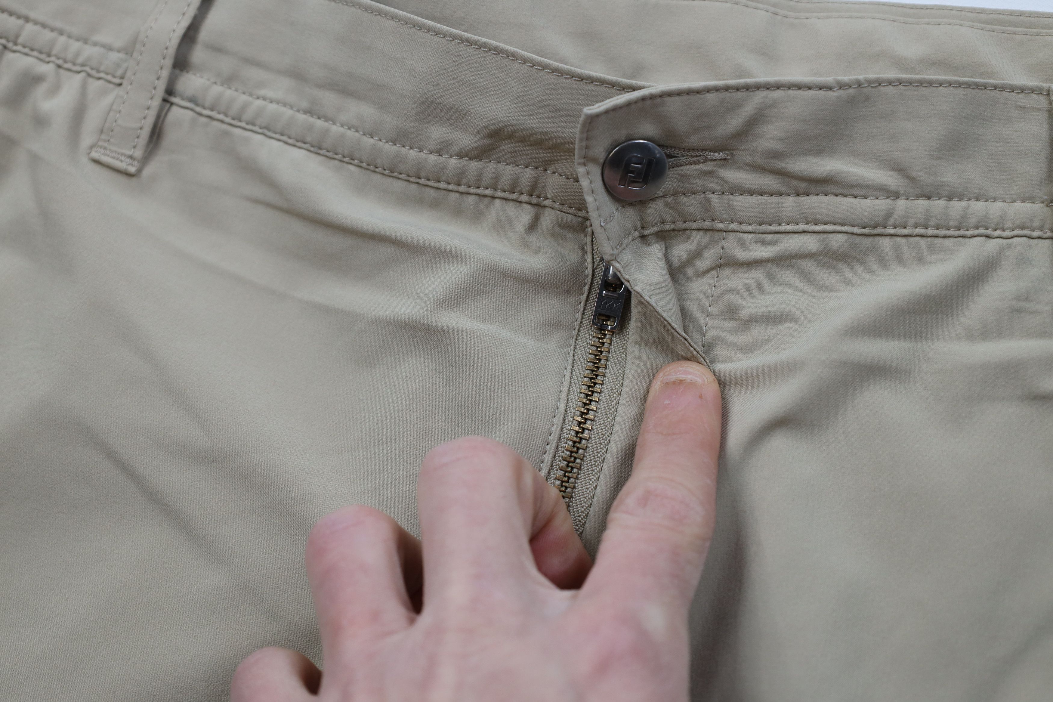 Footjoy FootJoy Stretch Knit Chino Golf Golfing Shorts Beige Size US 38 / EU 54 - 6 Thumbnail