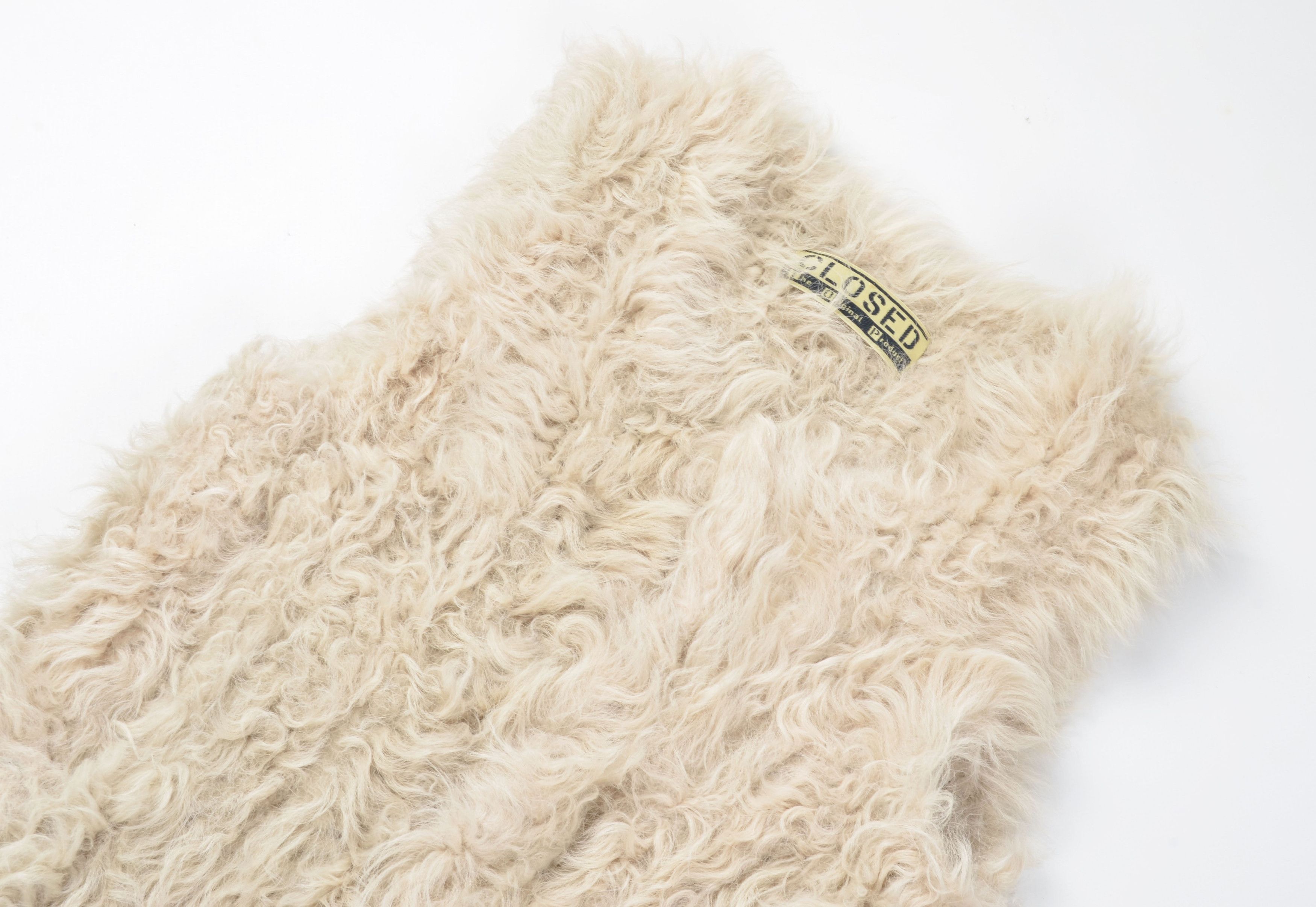 CLOSED × Marithe + Francois Girbaud Closed by Marithe Francois Girbaud Lambskin Fur Child Vest Size L / US 10 / IT 46 - 5 Thumbnail