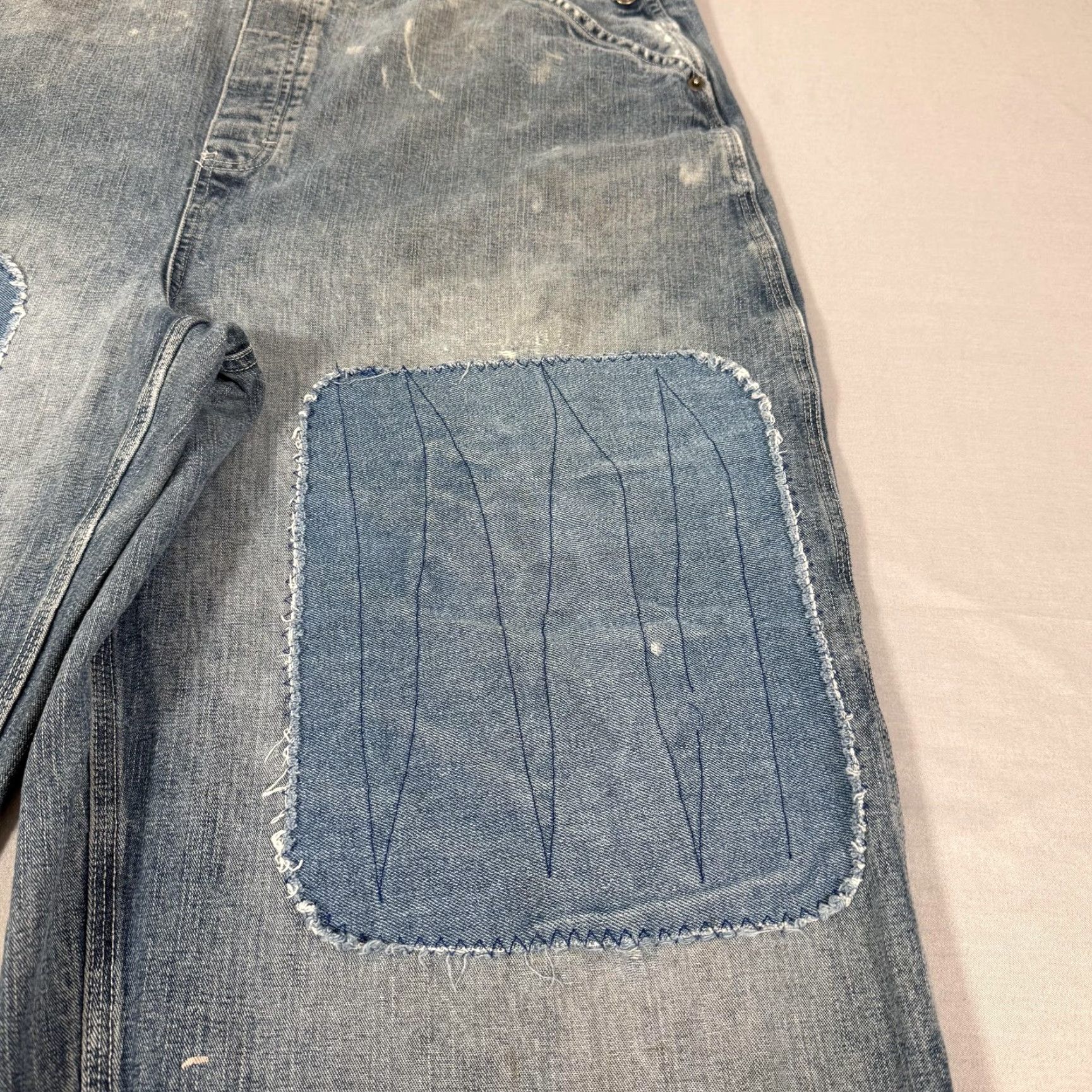 Disney VINTAGE Disney Overalls Womens 1X Blue Denim Jean Mickey Mouse Pants Bibs 90s Size 40" / US 18 - 6 Thumbnail