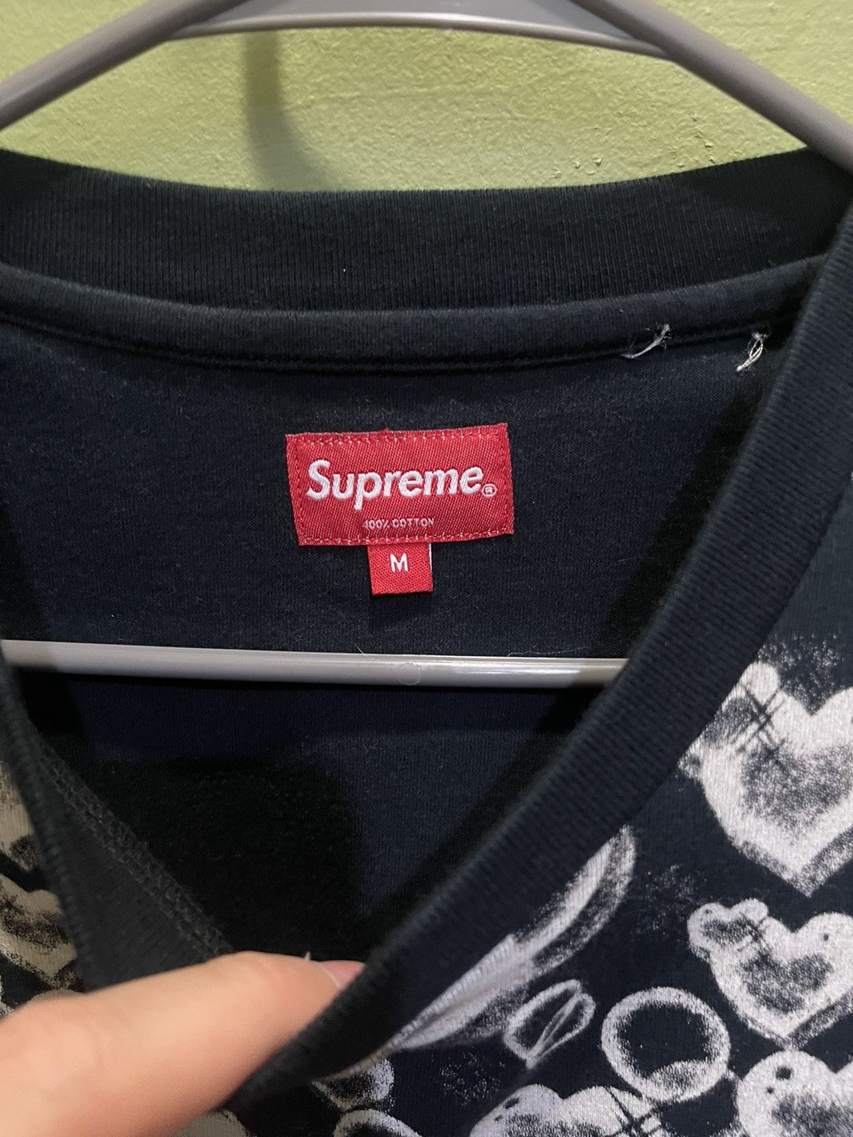 Supreme Supreme Hearts S/S Top Size US M / EU 48-50 / 2 - 3 Thumbnail