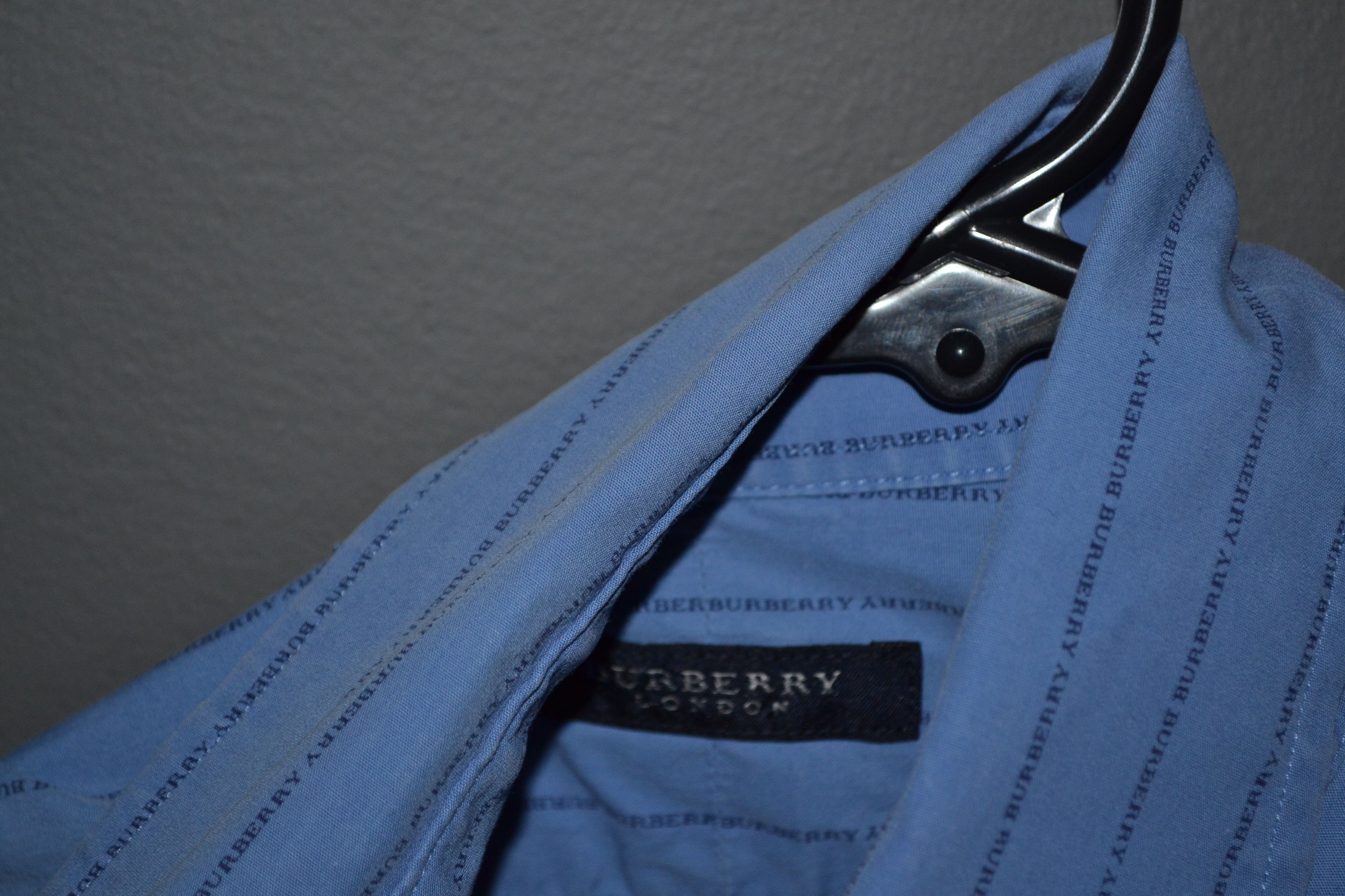 Burberry Burberry Vintage UK Spellout Monogram Blue Shirt 17 43 L-XL Size US L / EU 52-54 / 3 - 11 Thumbnail
