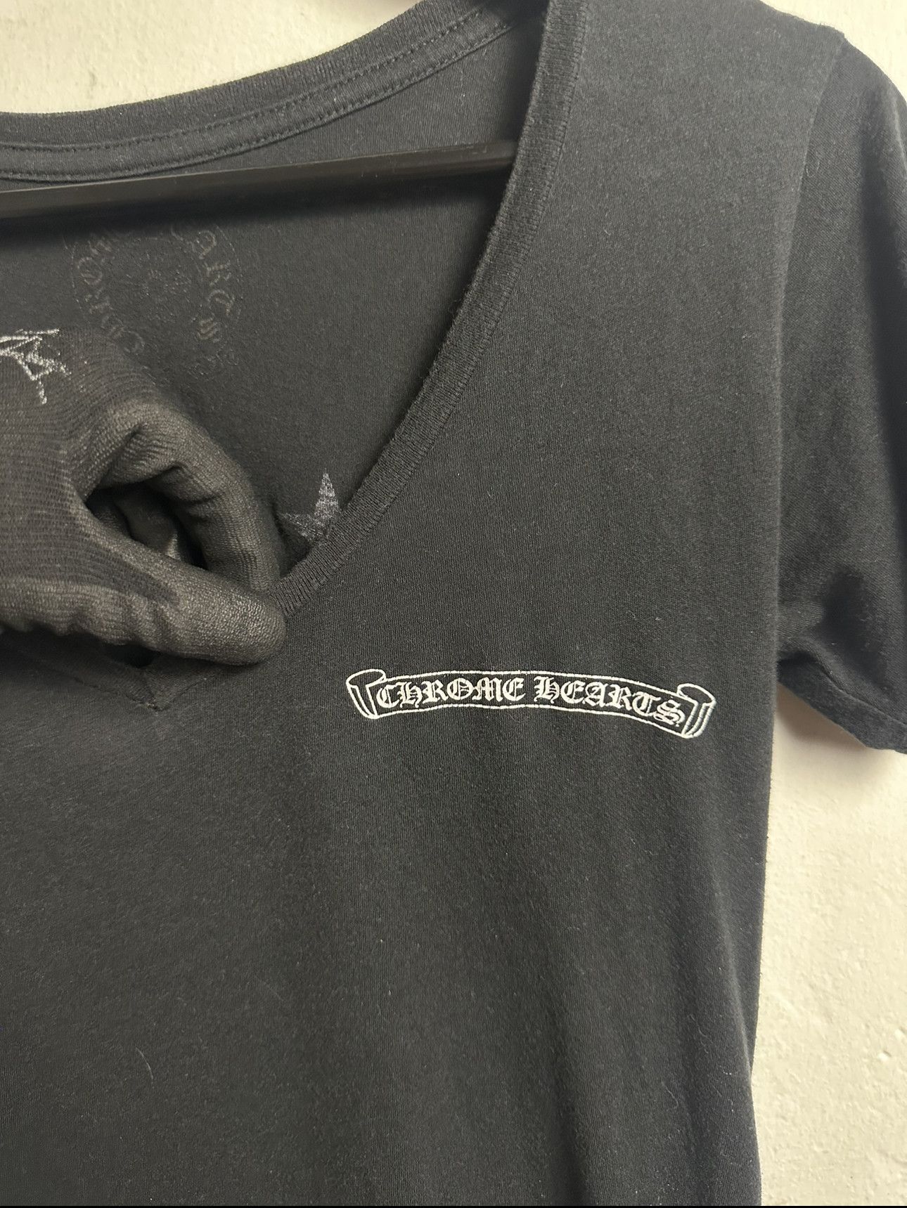 Chrome Hearts Chrome Hearts V-Neck T-Shirt Size M / US 6-8 / IT 42-44 - 6 Thumbnail
