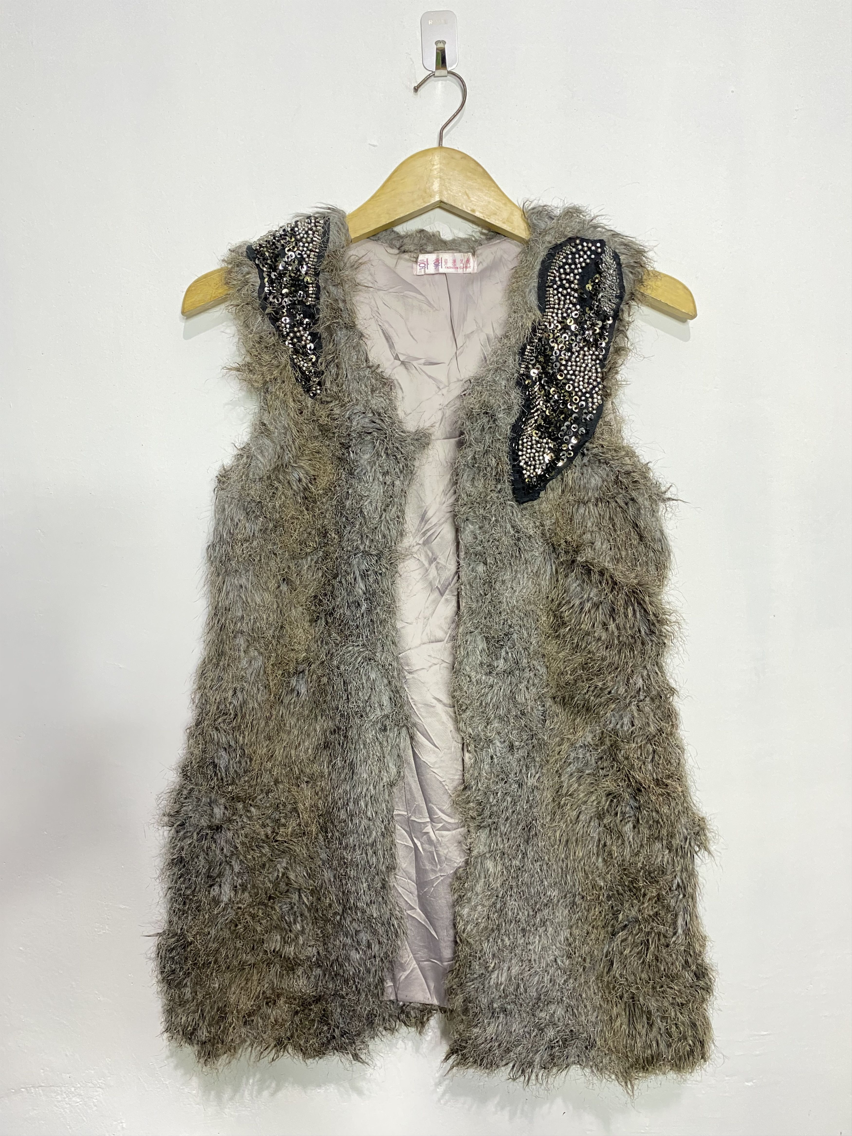 Le Grande Bleu (L.G.B.) Bundling item Faux fur vest vintage ifsixwasnine style Size US S / EU 44-46 / 1 - 4 Thumbnail