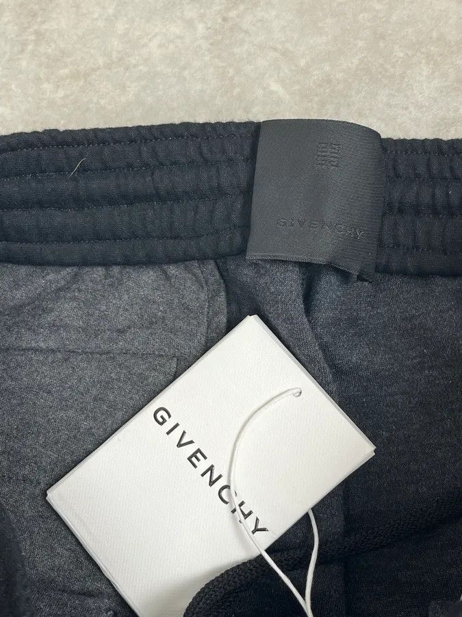 Givenchy 2020s Givenchy Black Baggy Joggers by Matthew Williams Size US 33 - 9 Thumbnail