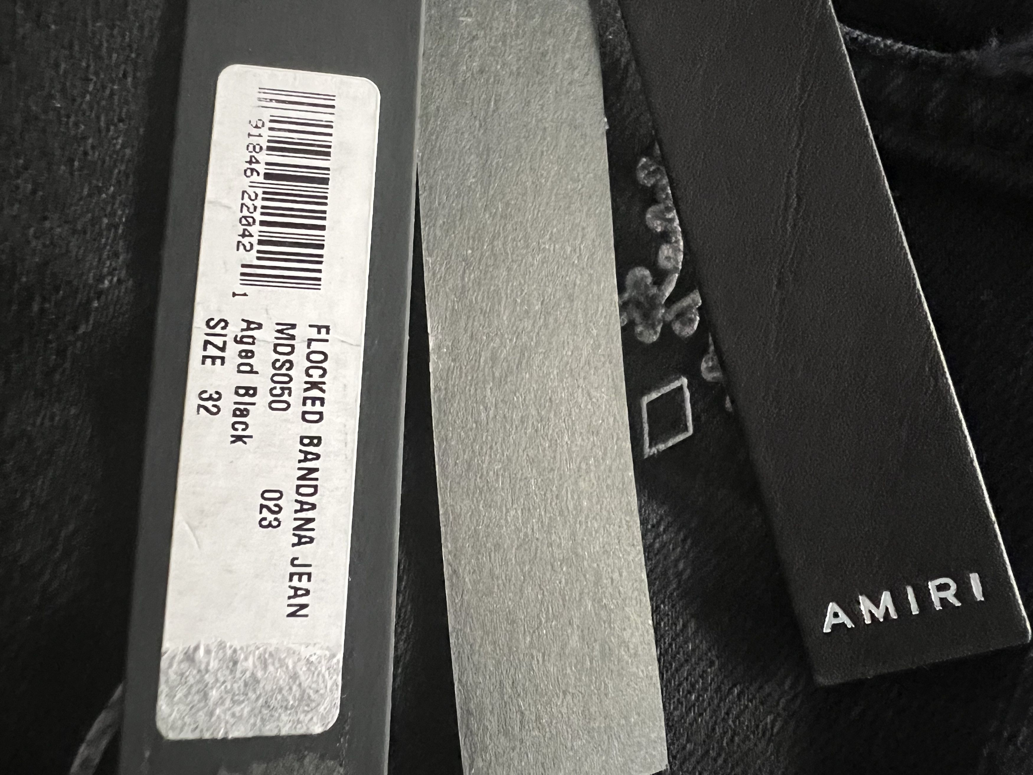 Amiri BNWT Black Flocked Paisley Bandana Size US 32 / EU 48 - 15 Thumbnail
