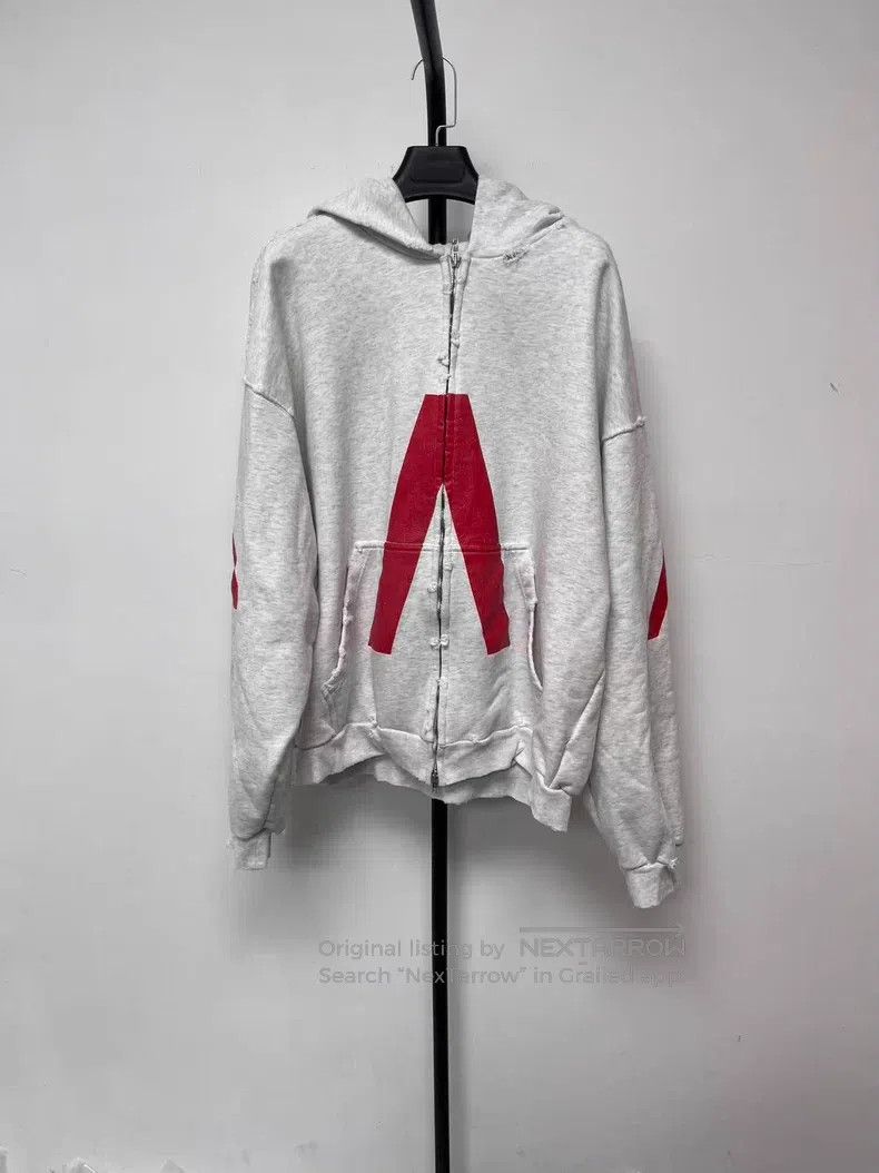 Balenciaga Balenciaga Letter Printed Hooded Zipper Casual Sweatshirt Size US L / EU 52-54 / 3 - 1 Thumbnail