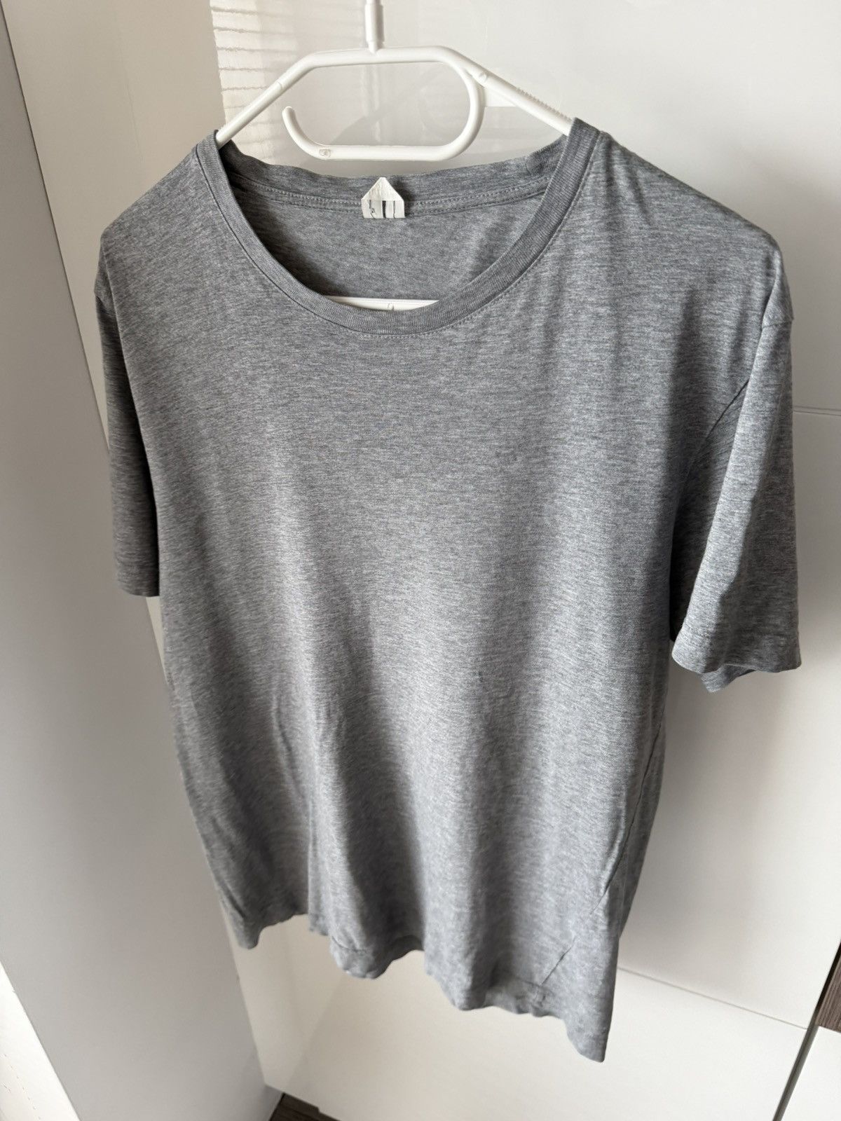 Arket Arket Basic Gray Premium T-Shirt Size US M / EU 48-50 / 2 - 4 Thumbnail