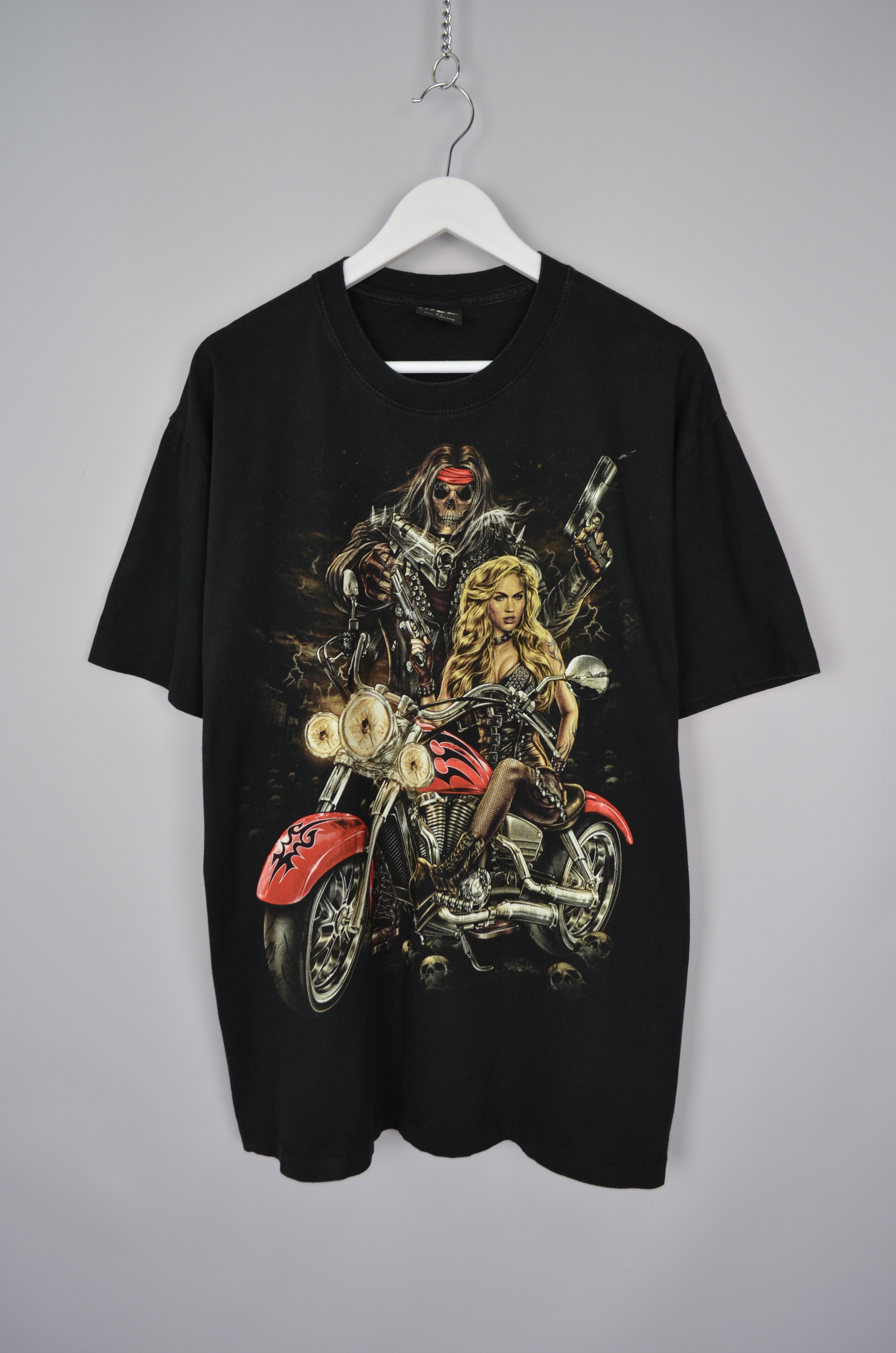 Other Vintage WILD Skull Bike Rock Girl Print T Shirt L 90s y2k Size US L / EU 52-54 / 3 - 1 Thumbnail