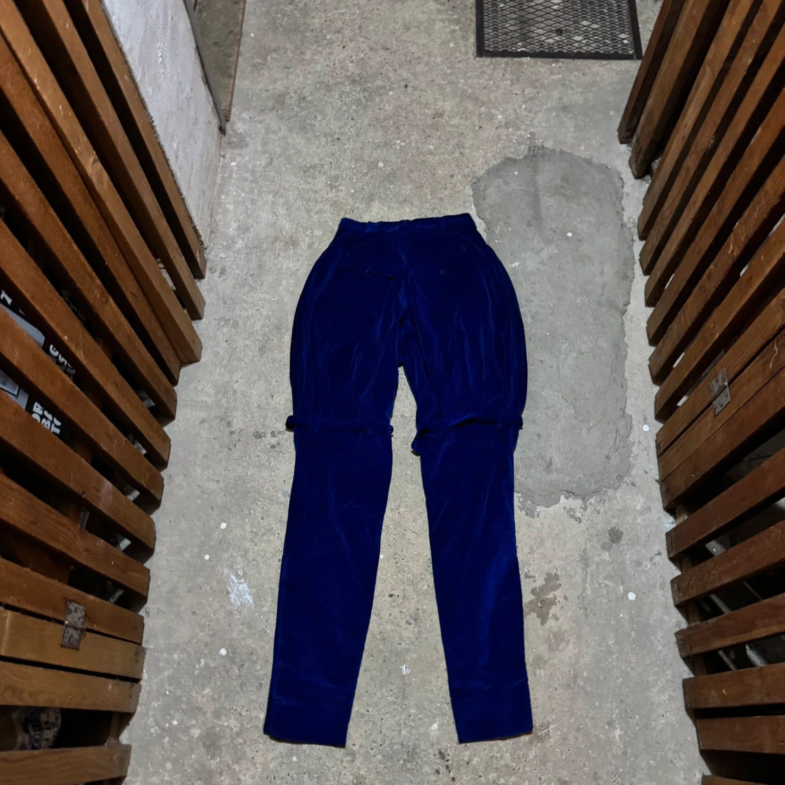 Katharine Hamnett London 80s Katherine Hamnett London velour bondage wide strap pants Size 26" / US 2 / IT 38 - 4 Thumbnail