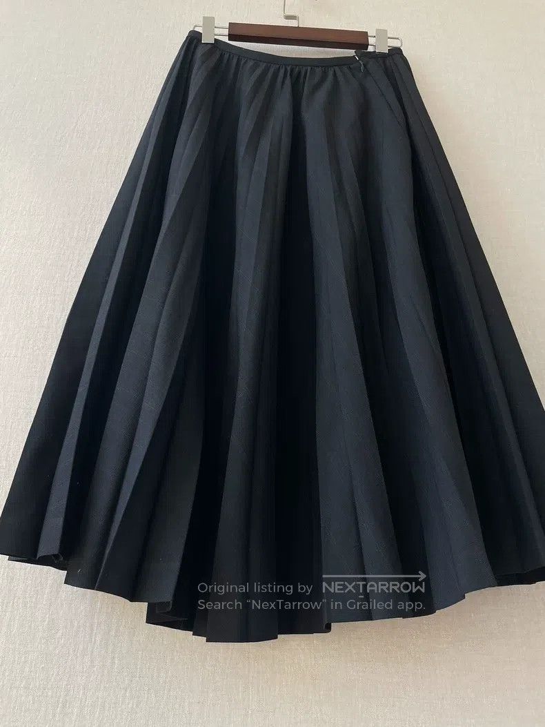Comme des Garcons Comme Des Garcons size M Dark plaid pleated skirt Size 24" / US 00 / IT 34 - 4 Thumbnail