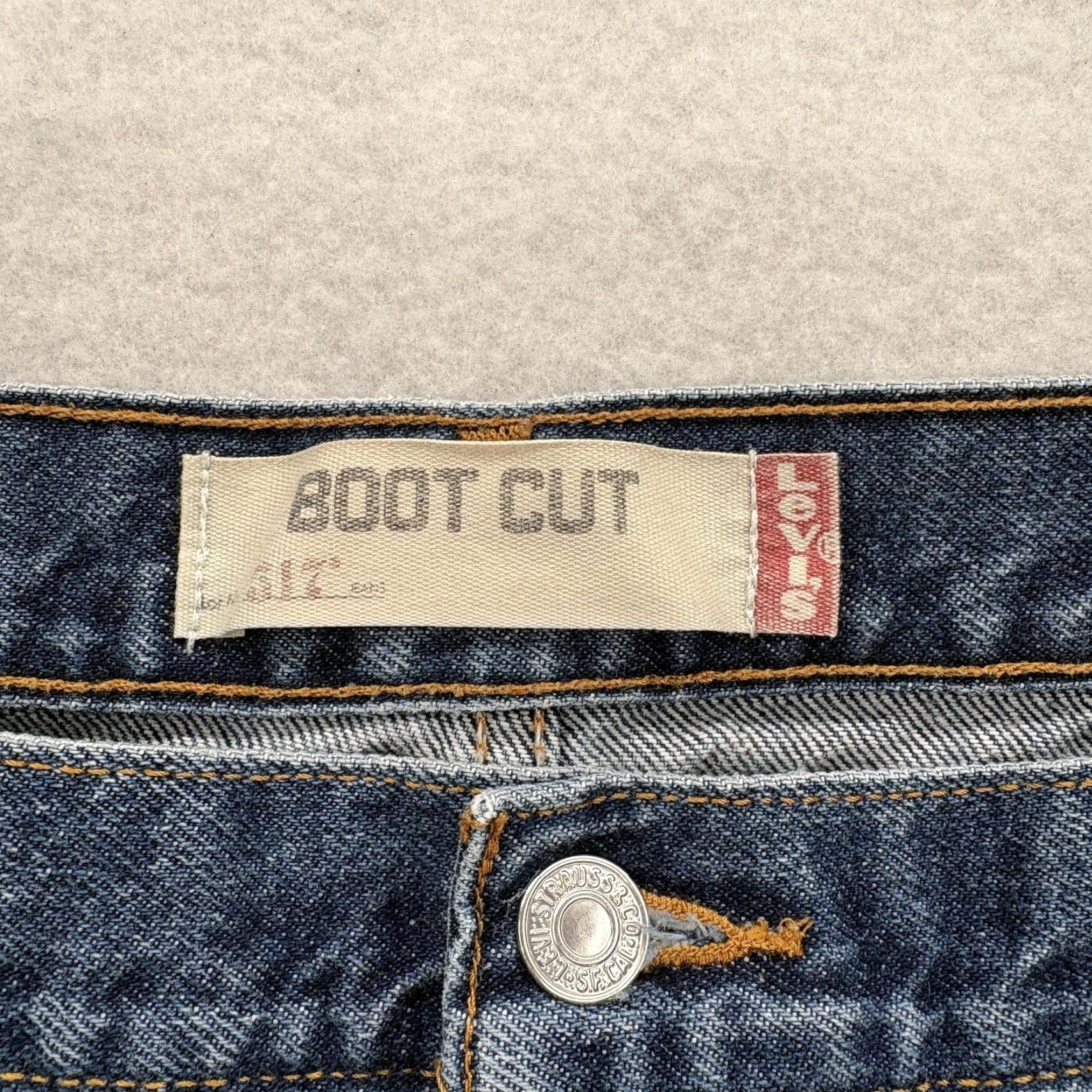 Levi's Levis 517 Jeans Mens 40x28 Blue Boot Cut Denim Medium Wash Western Cowboy Y2K Size US 40 / EU 56 - 4 Thumbnail