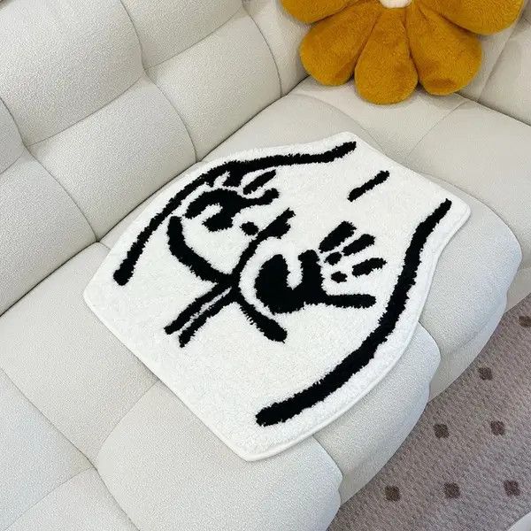 VIBE Handmade Plush Tufted Rug Carpet Girl Body For Bathroom Size ONE SIZE - 4 Thumbnail