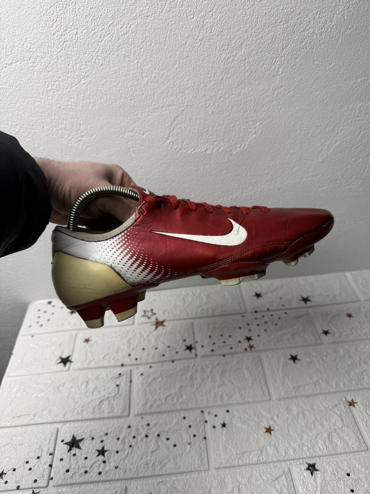 Nike Nike Mercurial Talaria R9 Elite Red Football US9 UK8 EUR43 Size US 9 / EU 42 - 1 Thumbnail