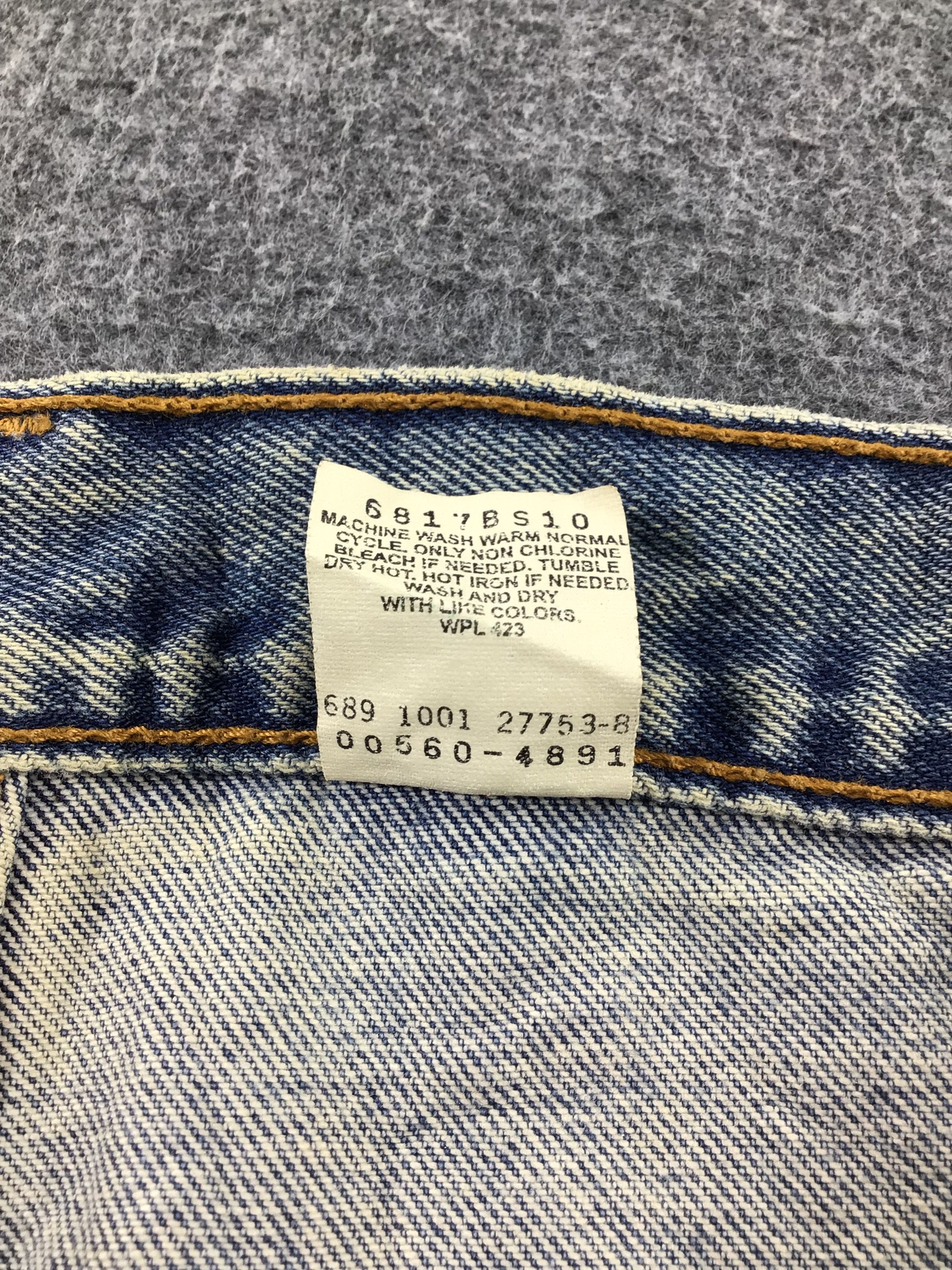 Levi's Vintage Levis 560 Jeans-J855 Size US 35 - 11 Thumbnail