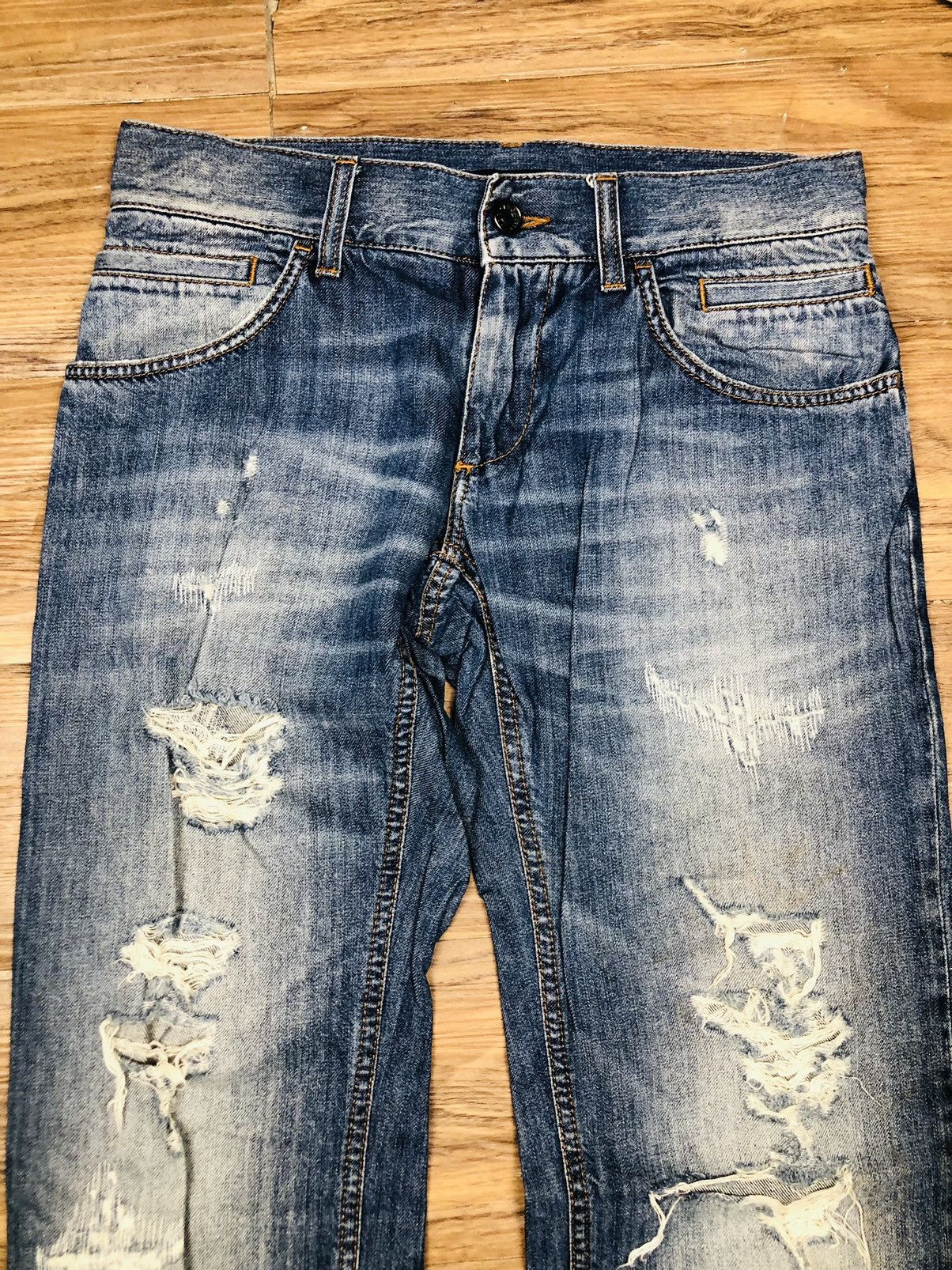 Dolce & Gabbana Dolce & Gabbana Distressed Jeans (33) Size US 44 / EU 60 - 3 Thumbnail