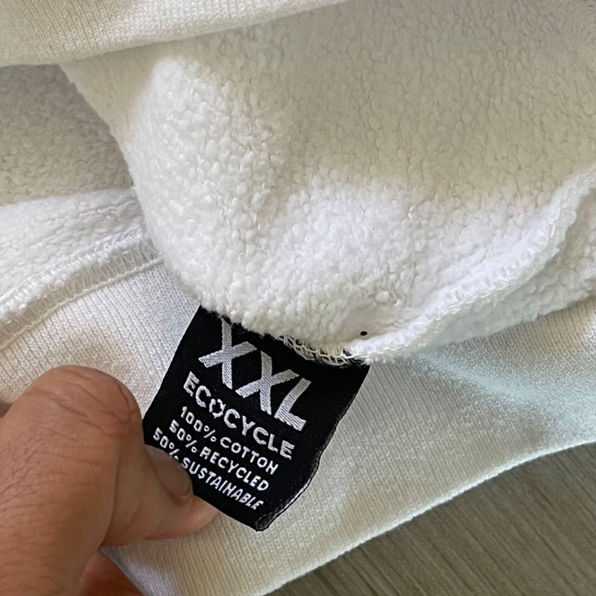 Darren Romanelli NEW DR. ROMANELLI DRx TOKYO SKULLS SWEATSHIRT SZ 2XL Size US XXL / EU 58 / 5 - 5 Thumbnail