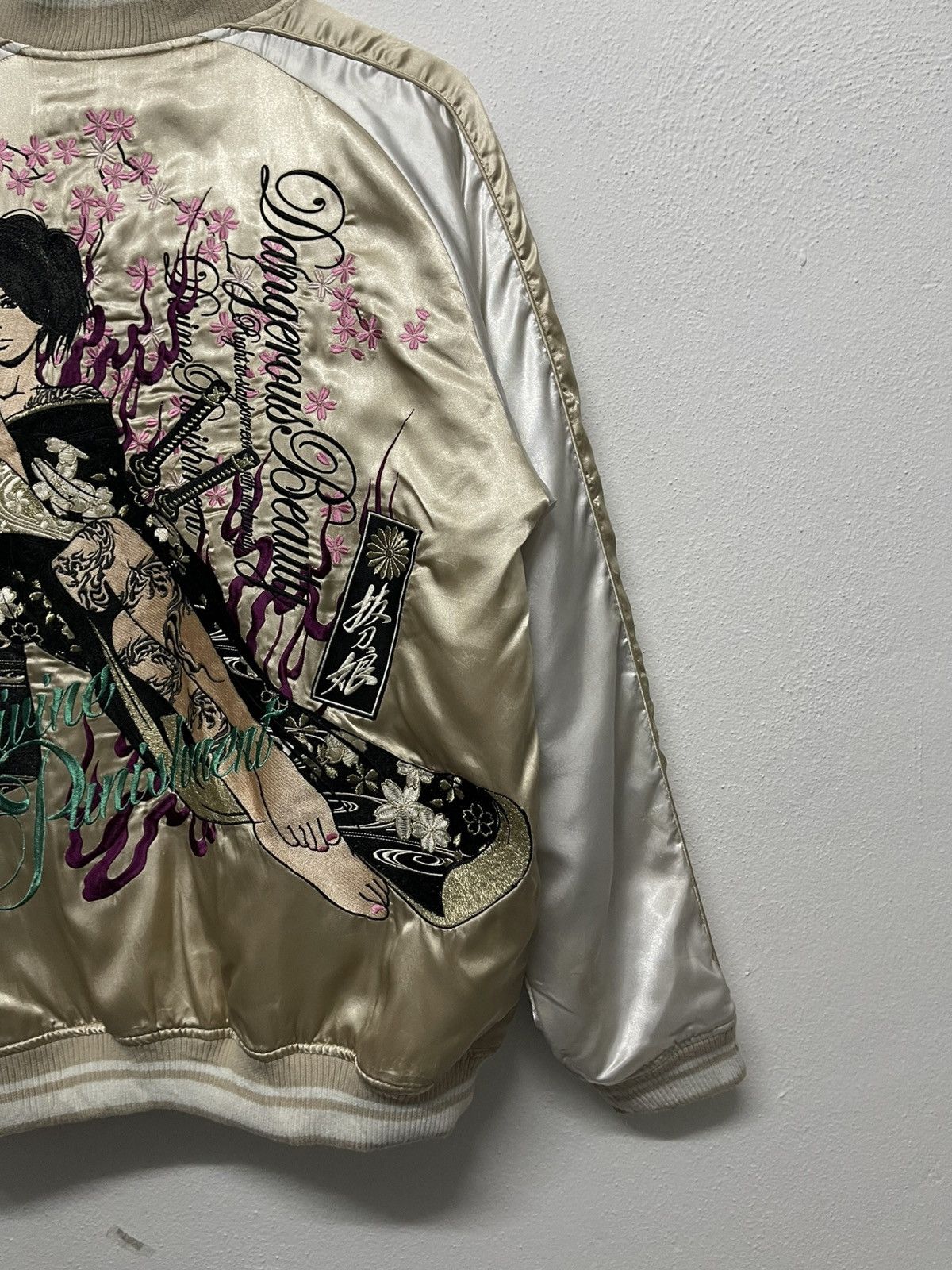 Japanese Brand 2000s DEVINE RETRIBUTION EMBROIDERED SAMURAI WOMEN RARE Size US XL / EU 56 / 4 - 16 Thumbnail