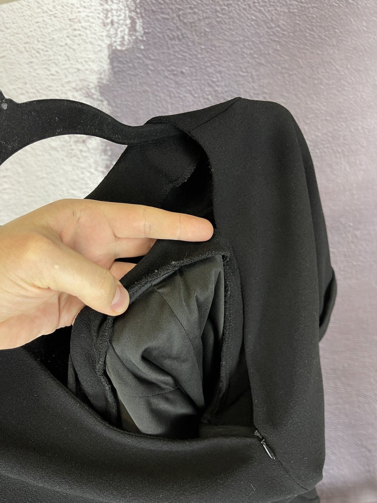 Vintage Yves Saint Laurent vintage black basic classic midi dress Size M / US 6-8 / IT 42-44 - 17 Thumbnail