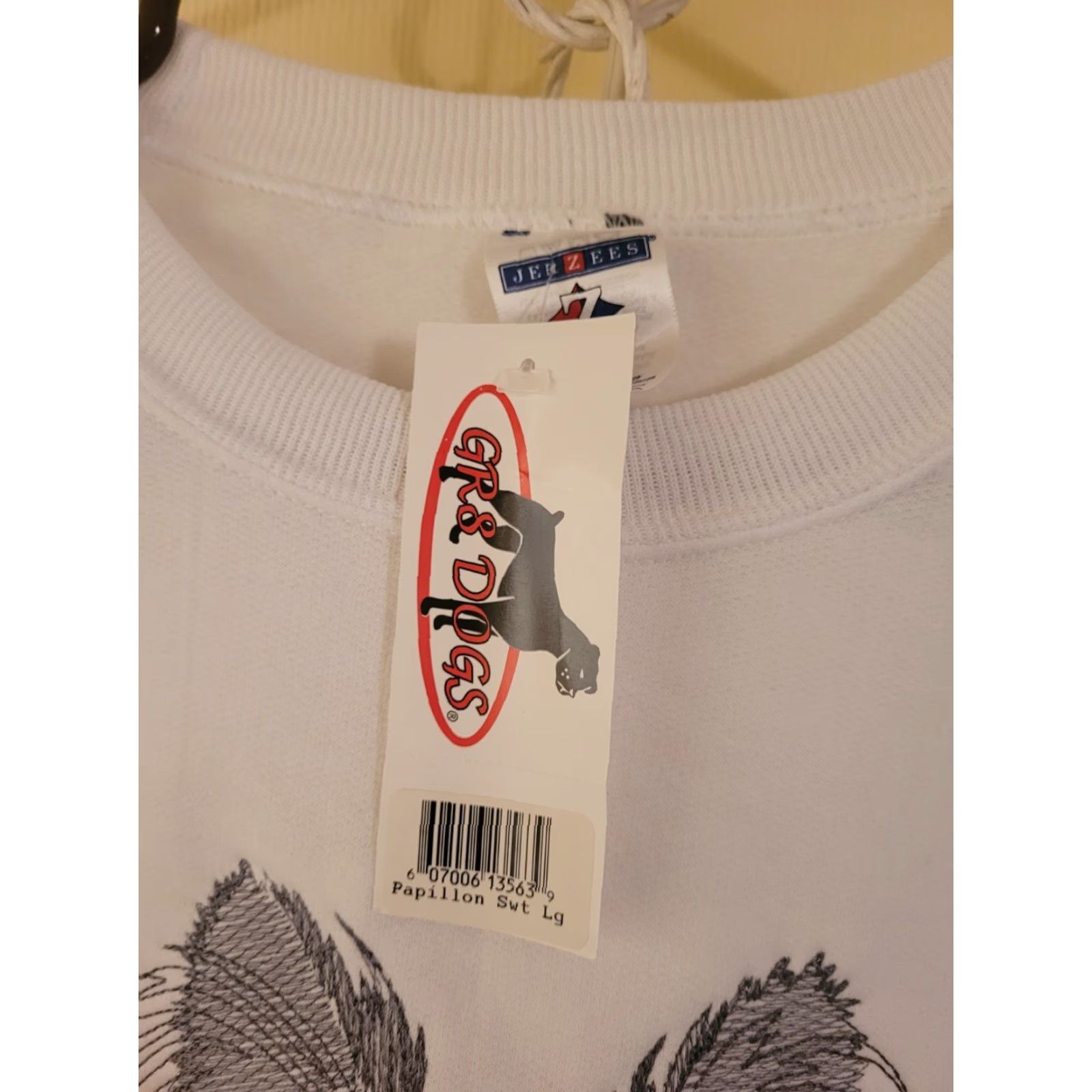 Jerzees VINTAGE Jerzees Sweatshirt Papillon Dog Lover Sewn Crewneck Large NWT NEW GR8 Dogs Spaniel Unisex Adults Graphic Print Cotton Blend Fleece White Size US L / EU 52-54 / 3 - 3 Thumbnail