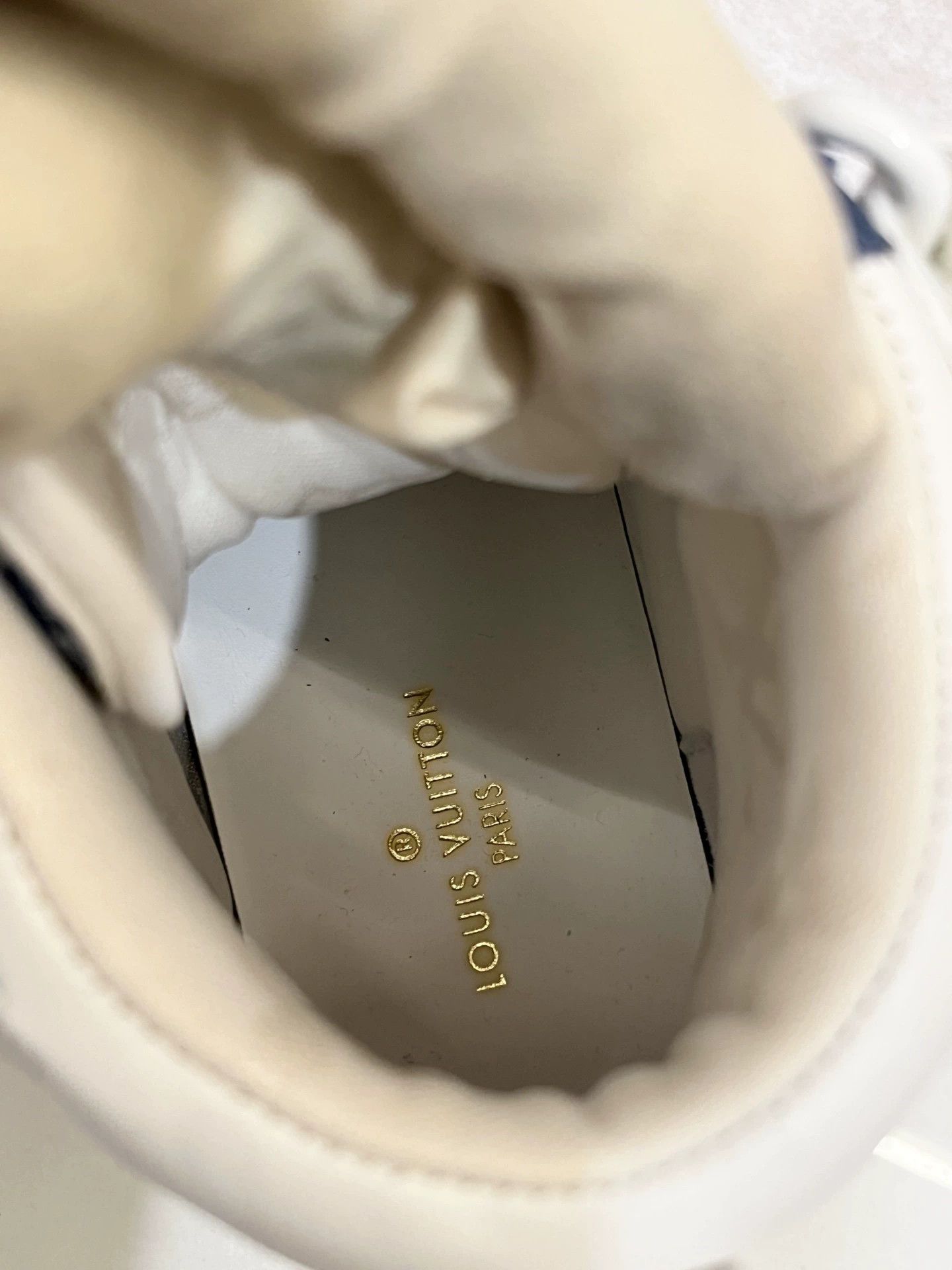 Louis Vuitton LV Blue Denim High-Top Sneaker EUR 36 Pre-Owned Size US 5.5 / IT 35.5 - 5 Thumbnail
