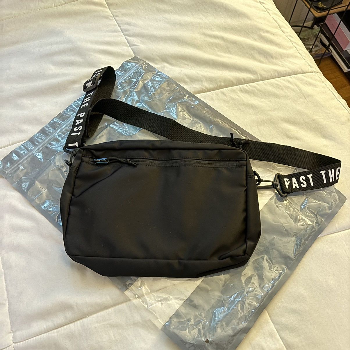 Human Made × Japanese Brand HUMAN MADE CROSS BAG Size ONE SIZE - 2 Thumbnail