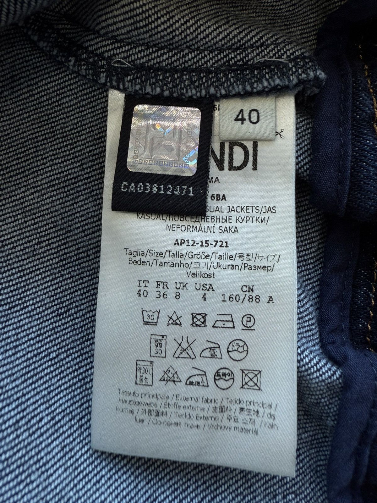 Fendi Fendi - Cropped Patched Denim Jacket Size S / US 4 / IT 40 - 12 Thumbnail