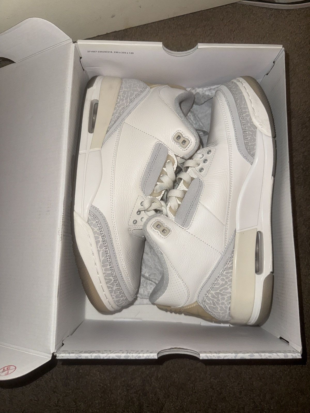 Jordan Brand 2024 Air Jordan 3 Retro SE Craft Ivory Size US 10 / EU 43 - 2 Thumbnail