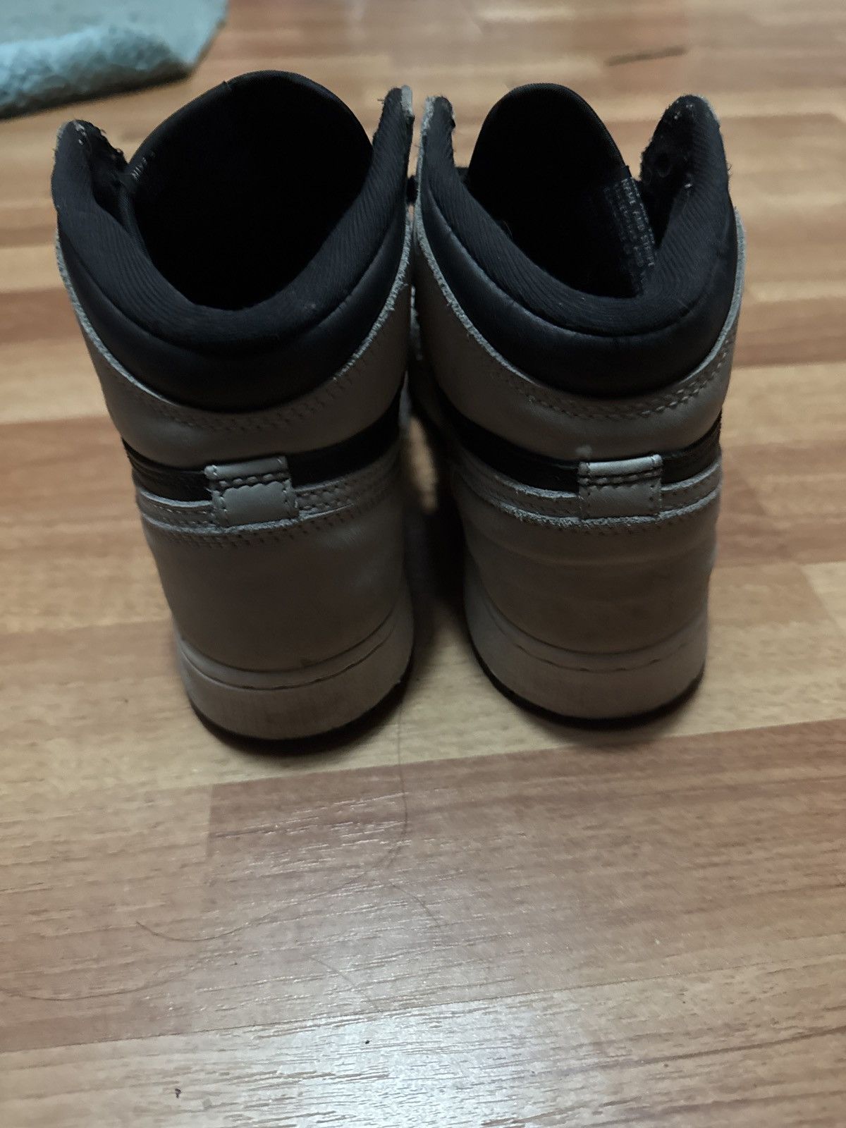 Jordan Brand Jordan 1 Size US 6.5 / EU 39-40 - 4 Thumbnail
