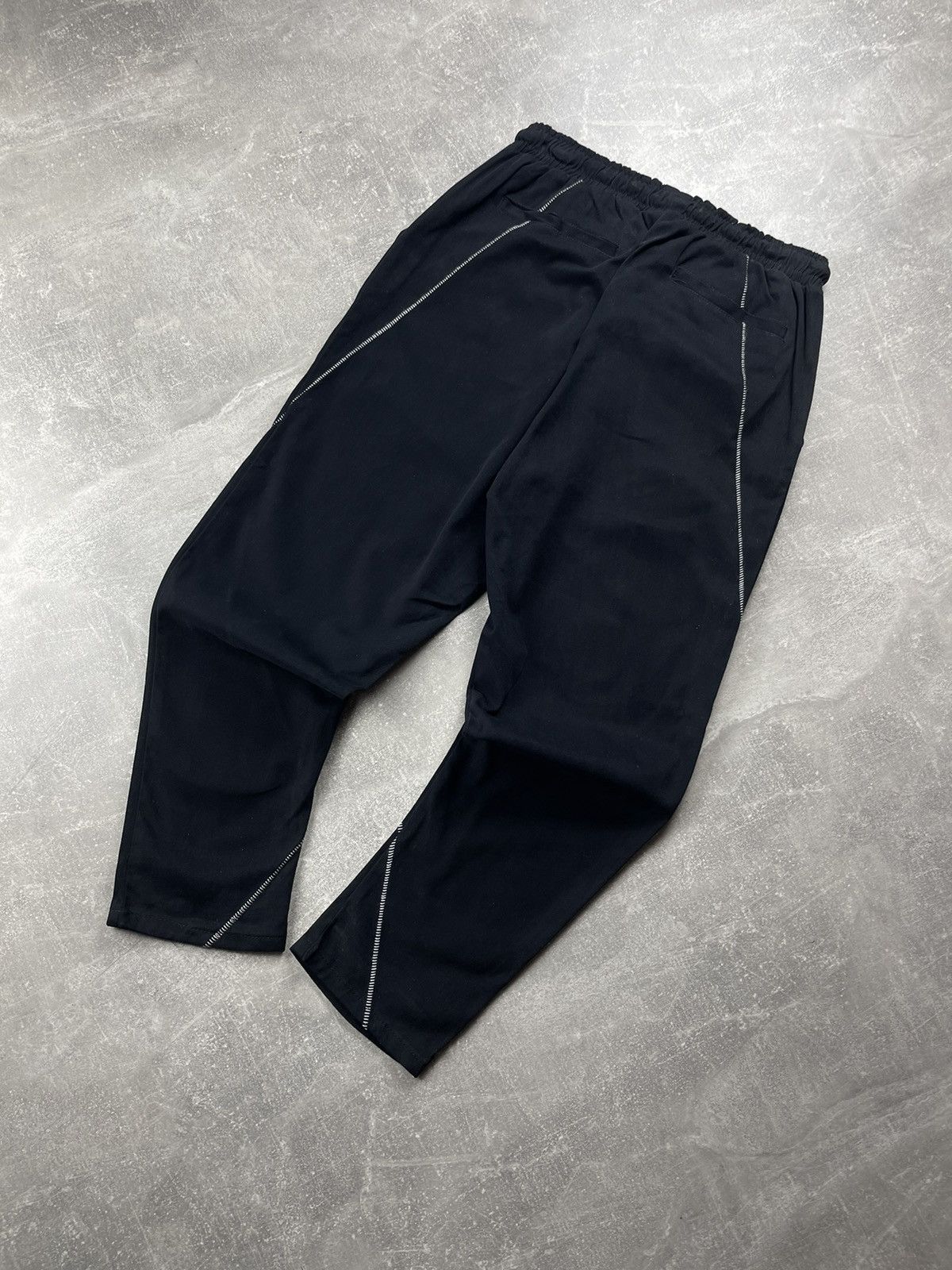Other Avant Garde Black Technical Jogger Pants Drawstring Cropped Size US 32 / EU 48 - 6 Thumbnail